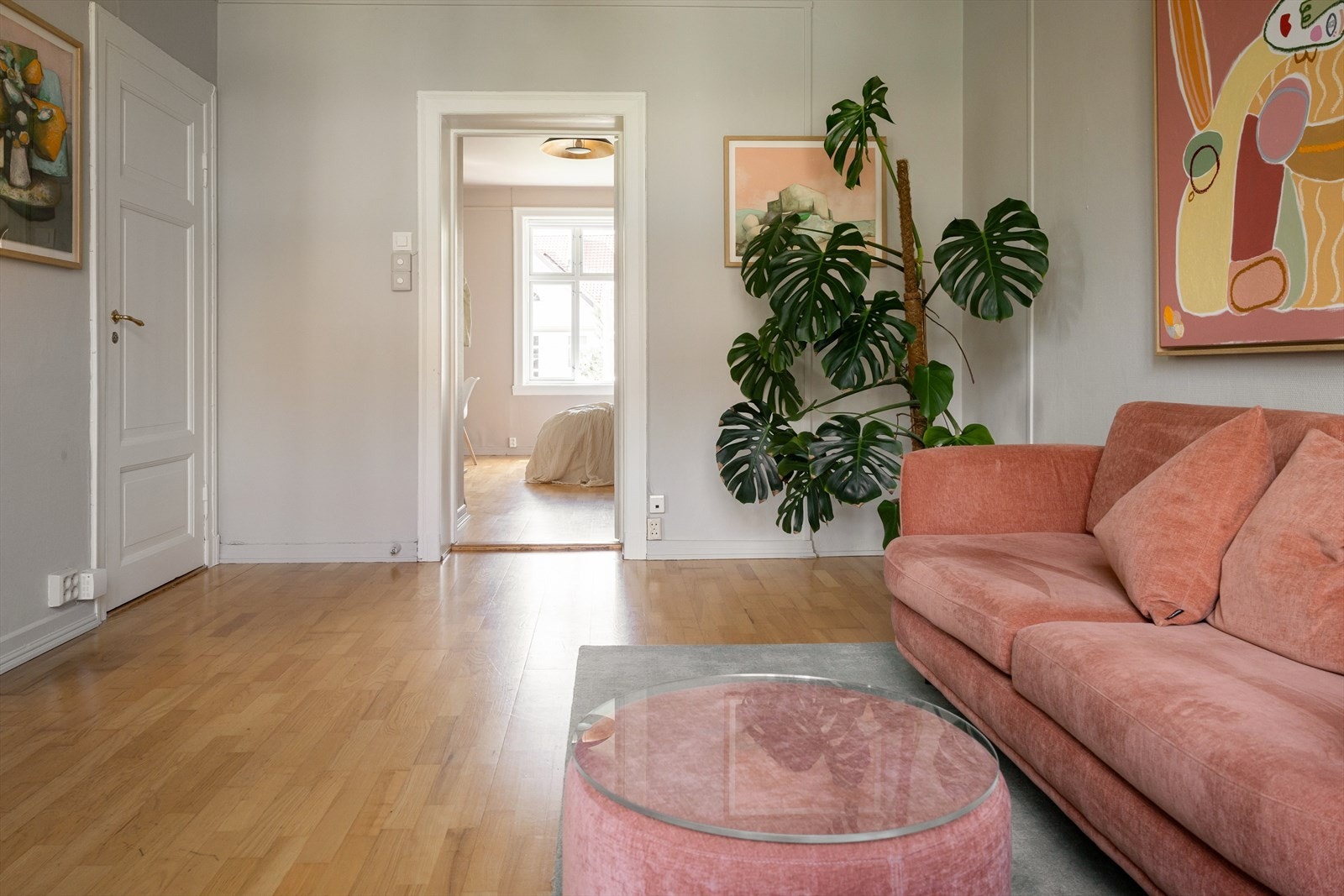 Adkomst til soverom fra stuen Galleribilde