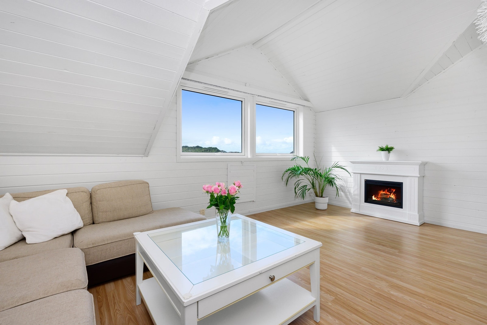 Loftstuen Galleribilde