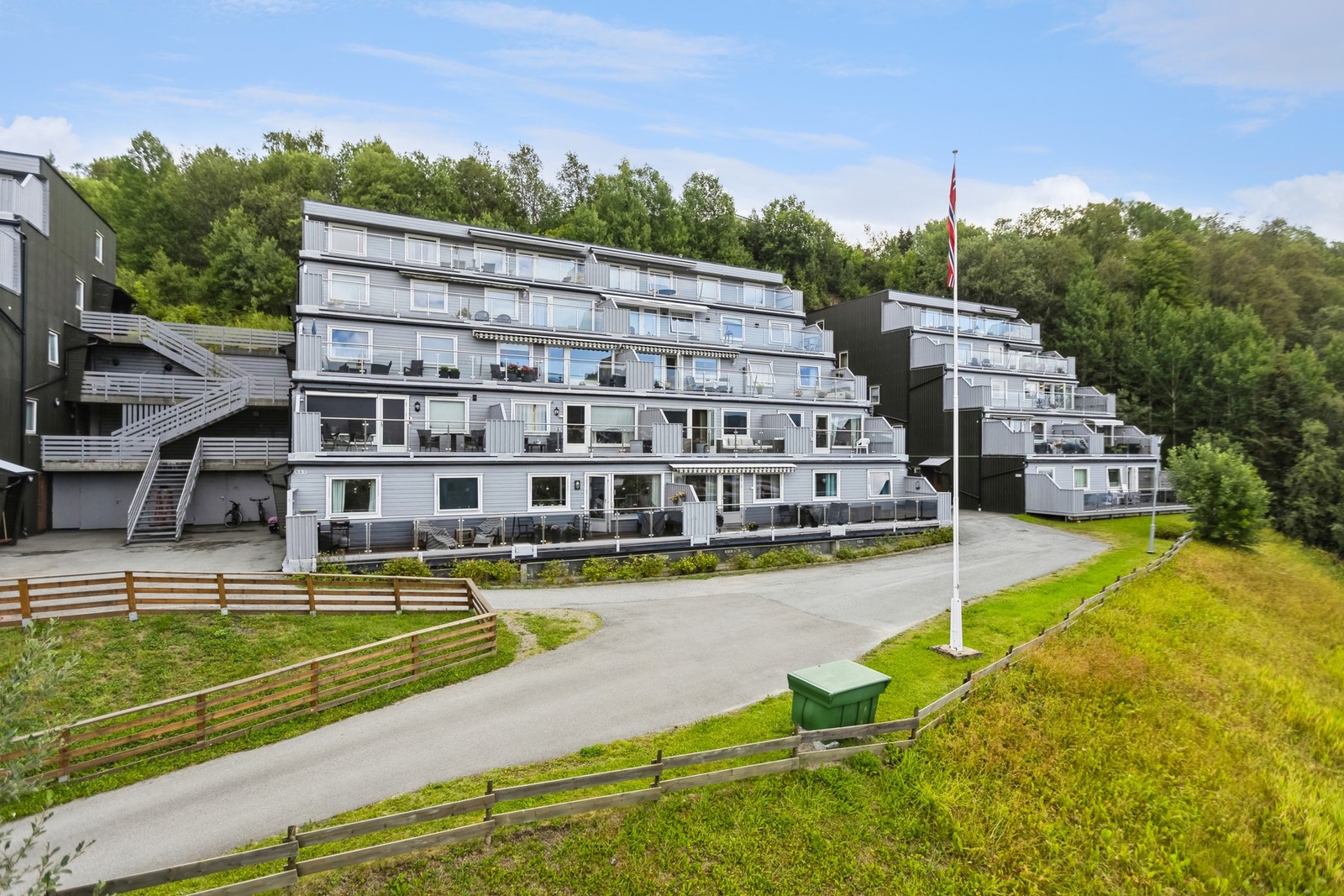 Fasade. Galleribilde
