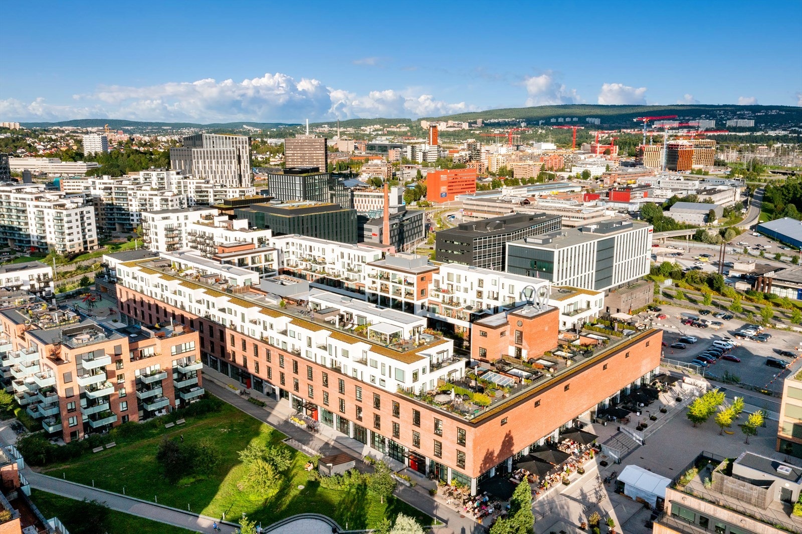 Oversiktsbilde av Vinslottet Galleribilde