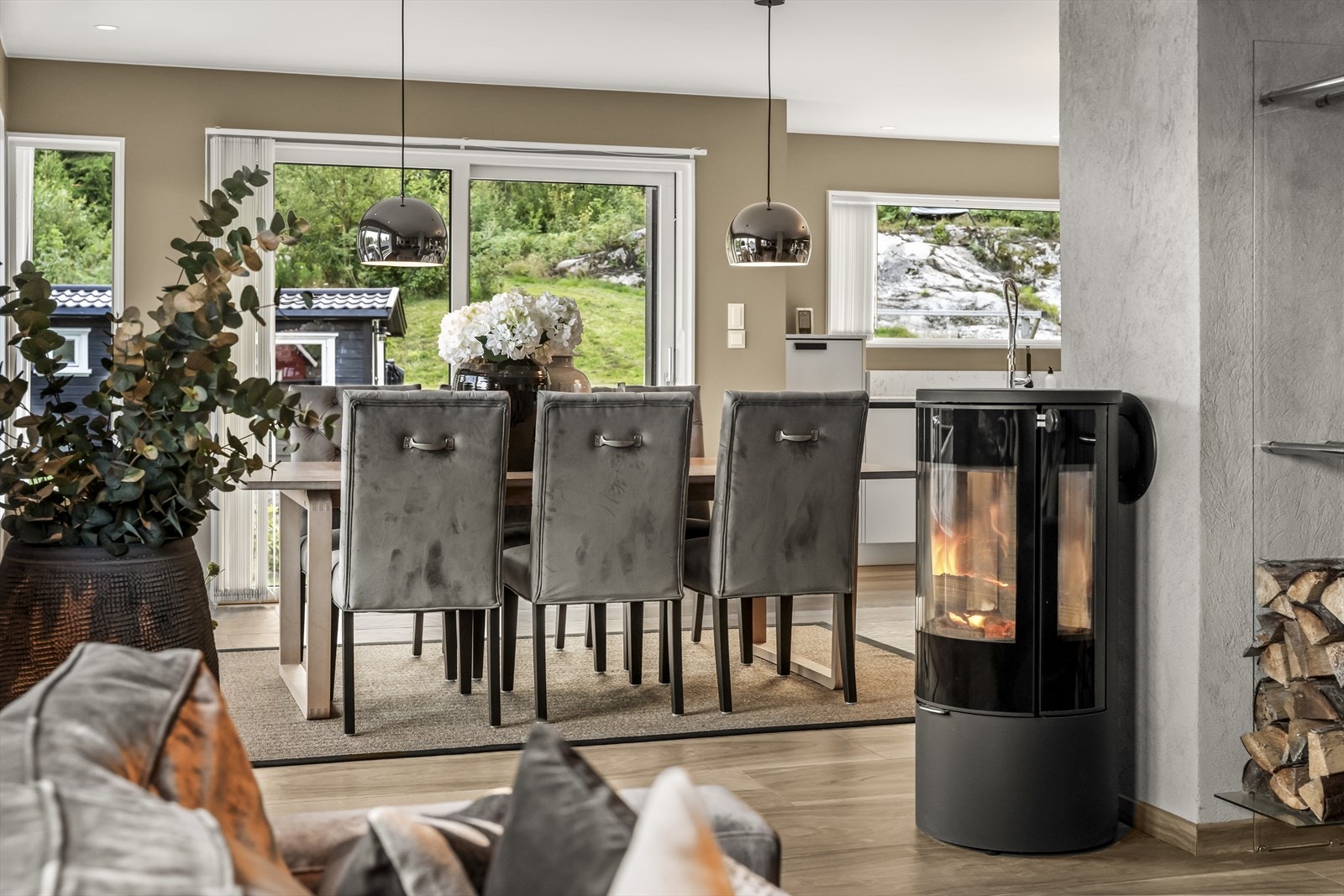 Her kan man invitere gjester til hyggelig lag Galleribilde