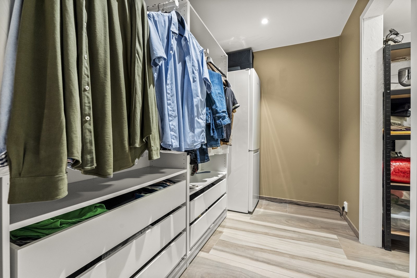 Bod i kjeller - tilhørende hoveddel Galleribilde