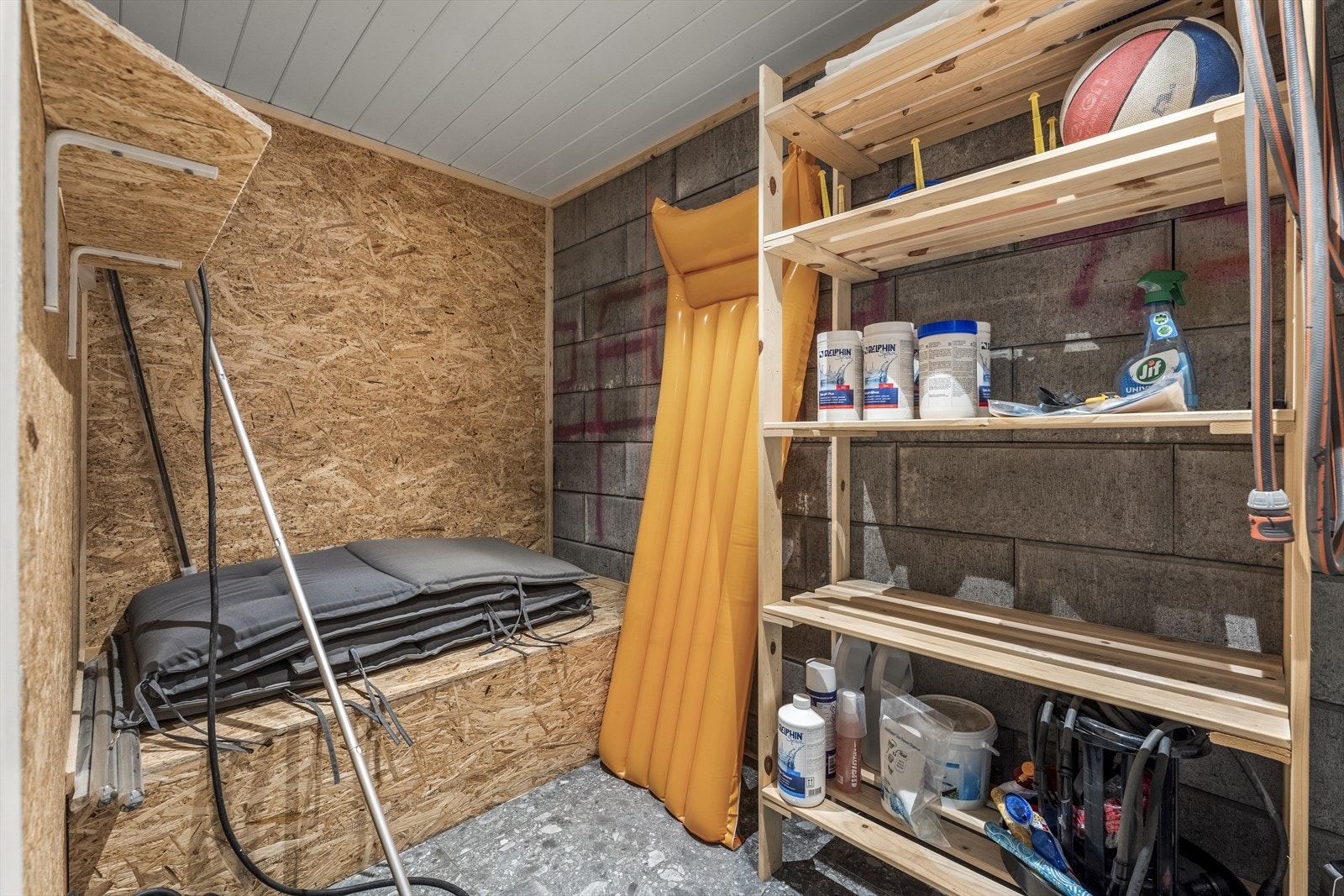 Bod med utvendig adkomst Galleribilde