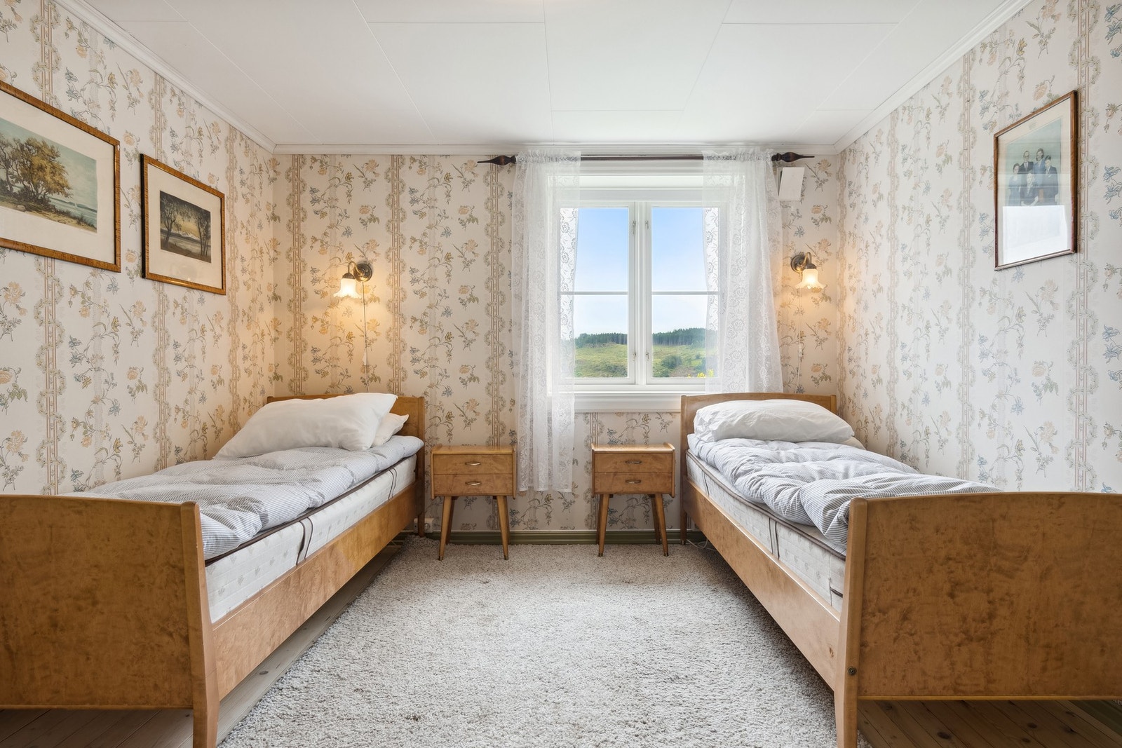 Soverom/gjesterom. Galleribilde