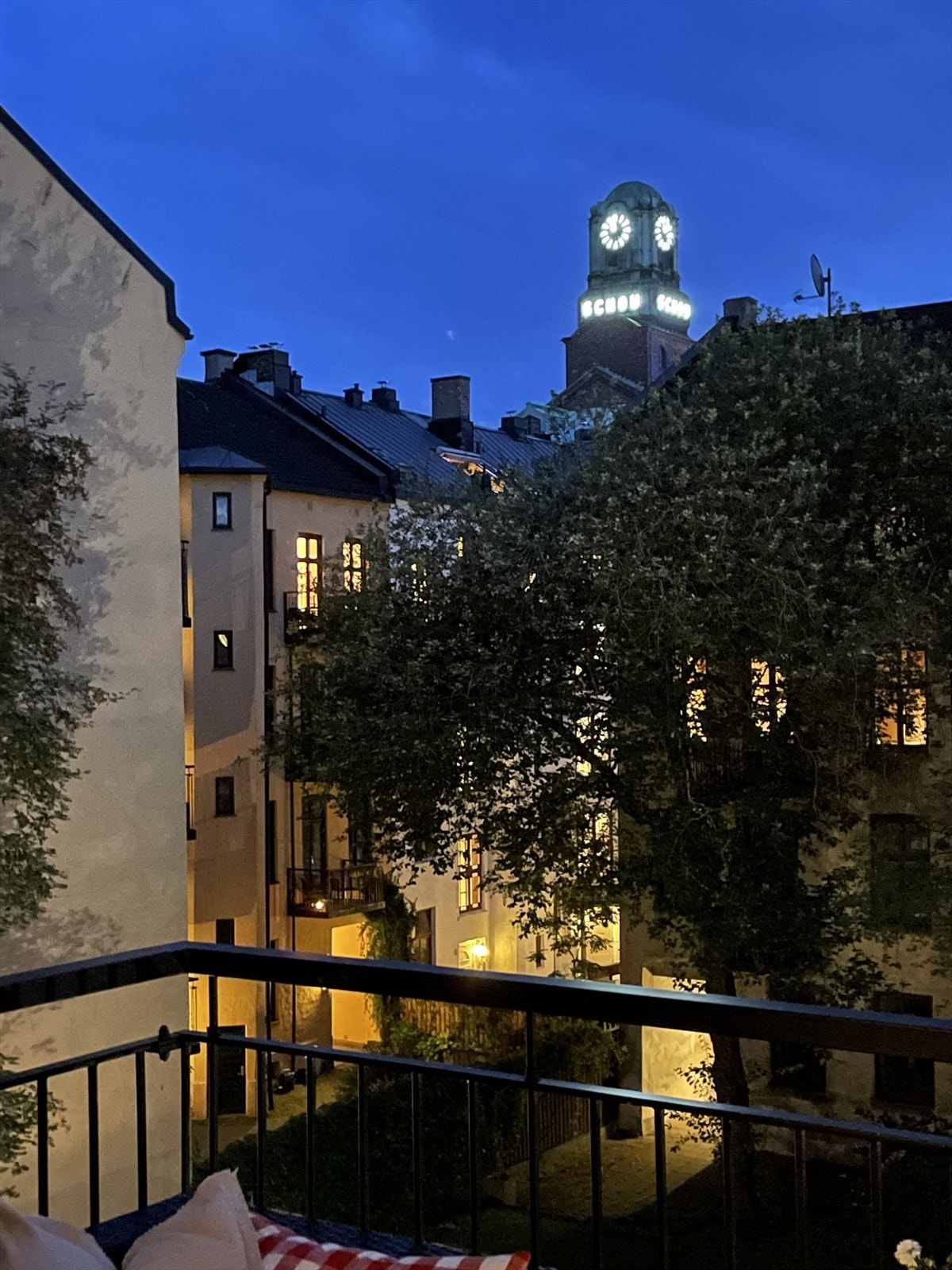 Kveldsbilde fra balkongen Galleribilde