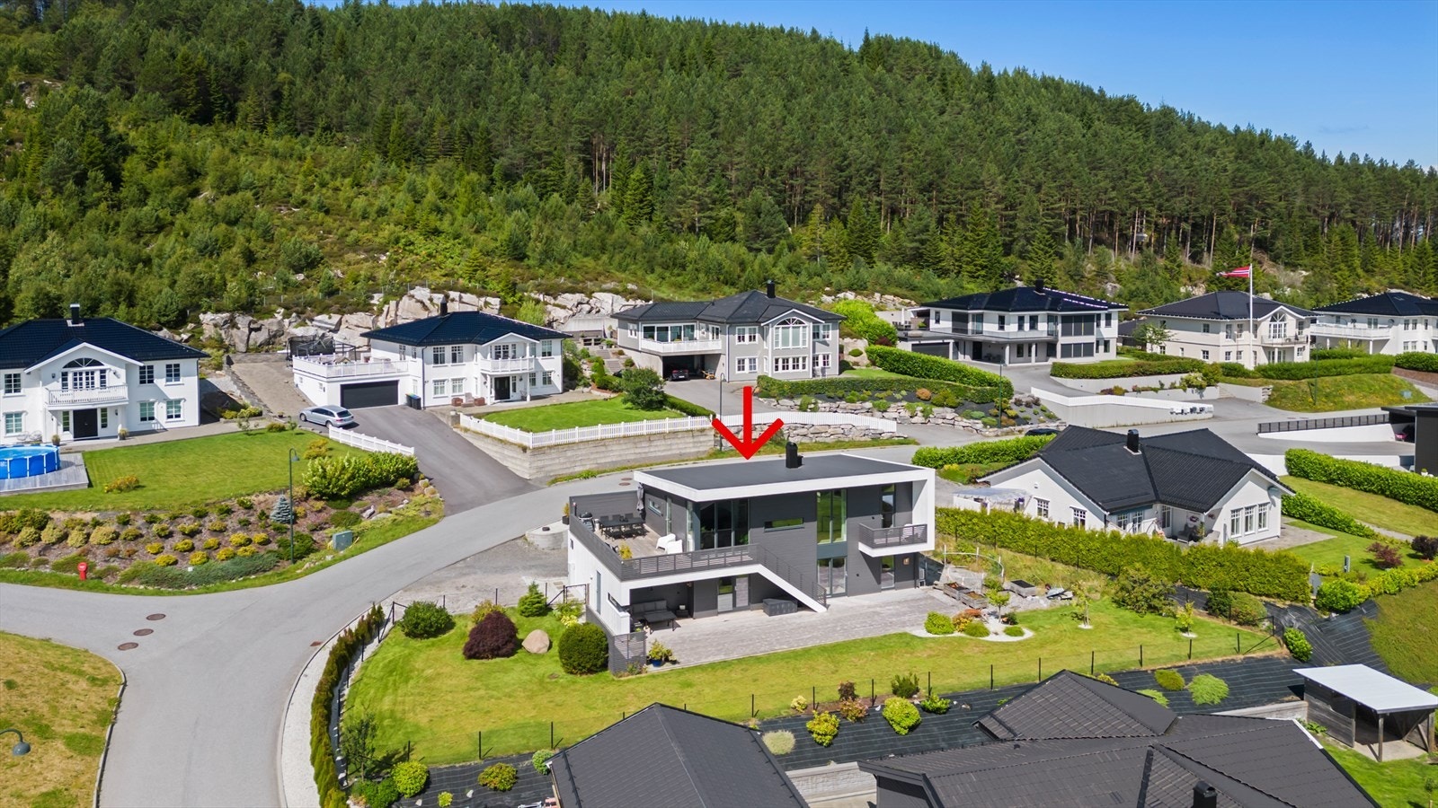 Velkommen til Hovlivegen 70 presentert av Torstein Drevik v/Notar Galleribilde