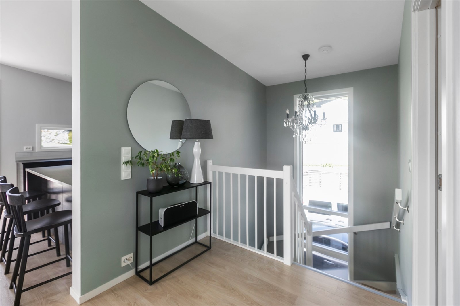 Vi tar turen inn igjen - her fra gangen Galleribilde