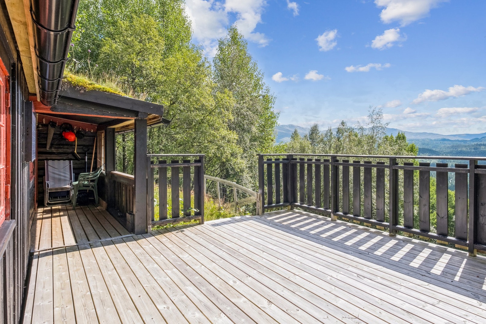 Stor terrasse med gode solforhold (20 kvm). Galleribilde