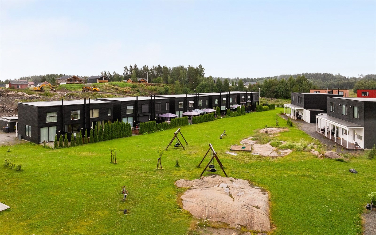 Sameiet har inngått avtale om leasing av robotklipper. På vinterstid er det avtale om snøbrøyting/strøing. Galleribilde