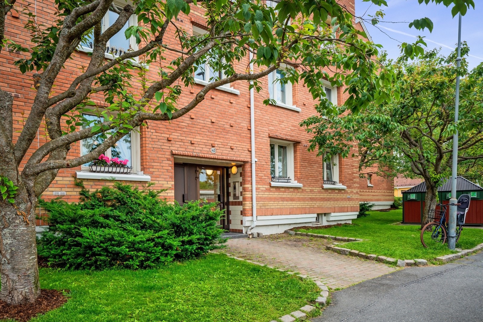 Leiligheten har en populær og sentral beliggenhet på Lambertseter Galleribilde