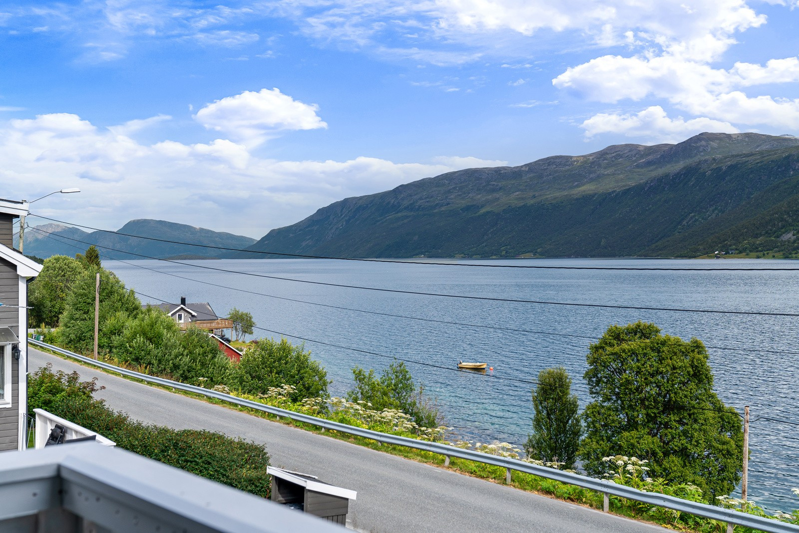 Flott utsikt utover fjorden!