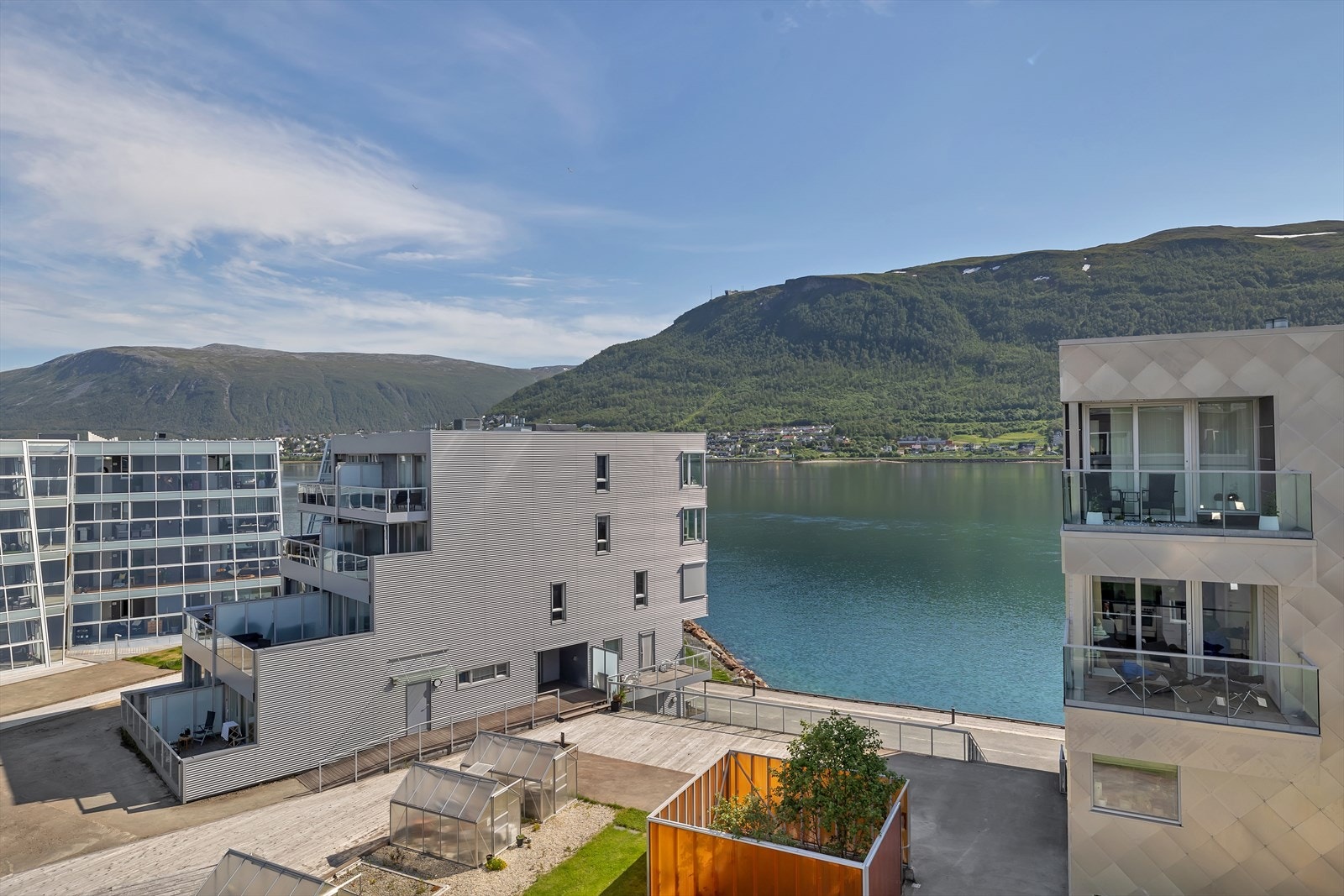 Utsikten fra takterrassen. Galleribilde