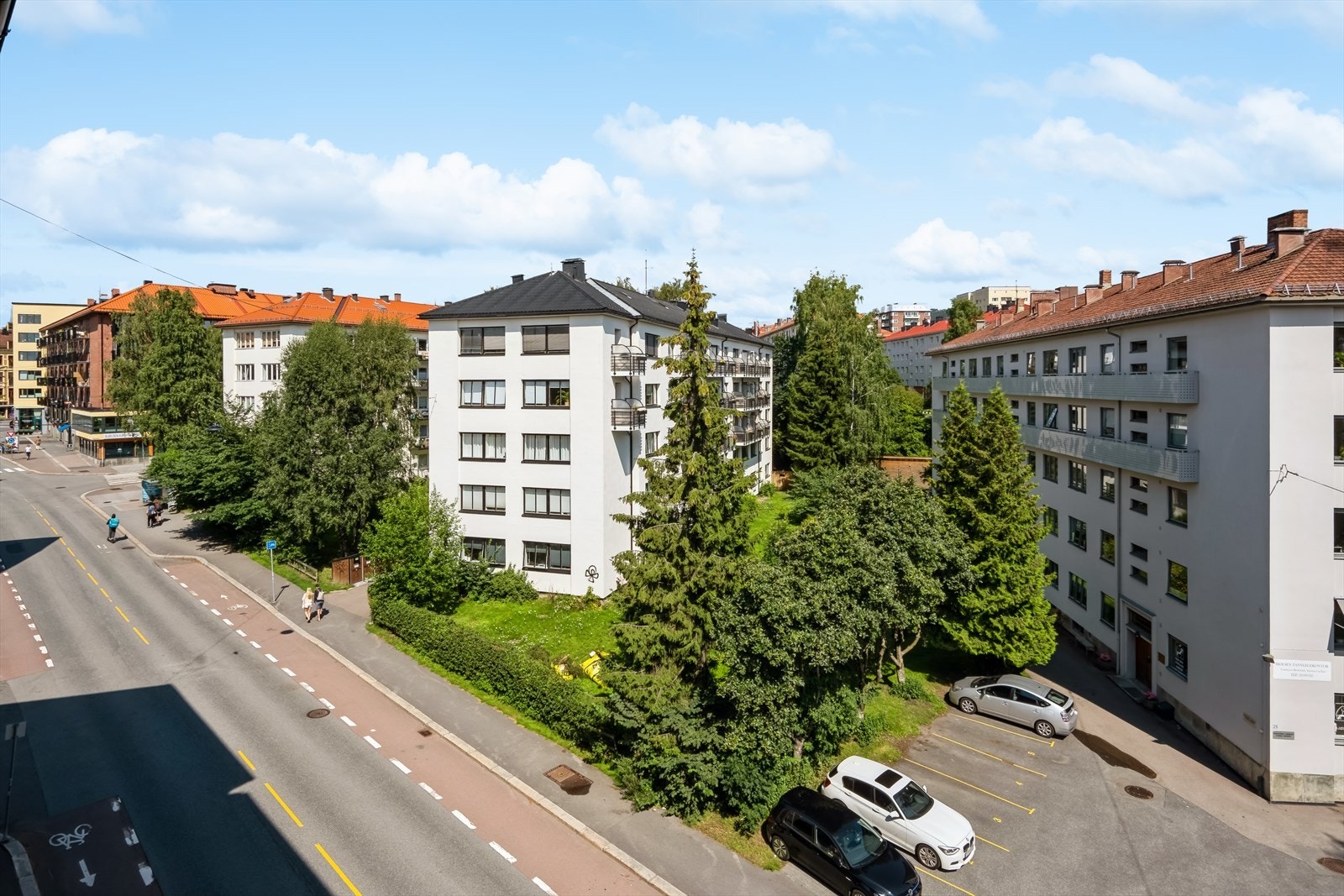 Utsikten fra stuen. Galleribilde