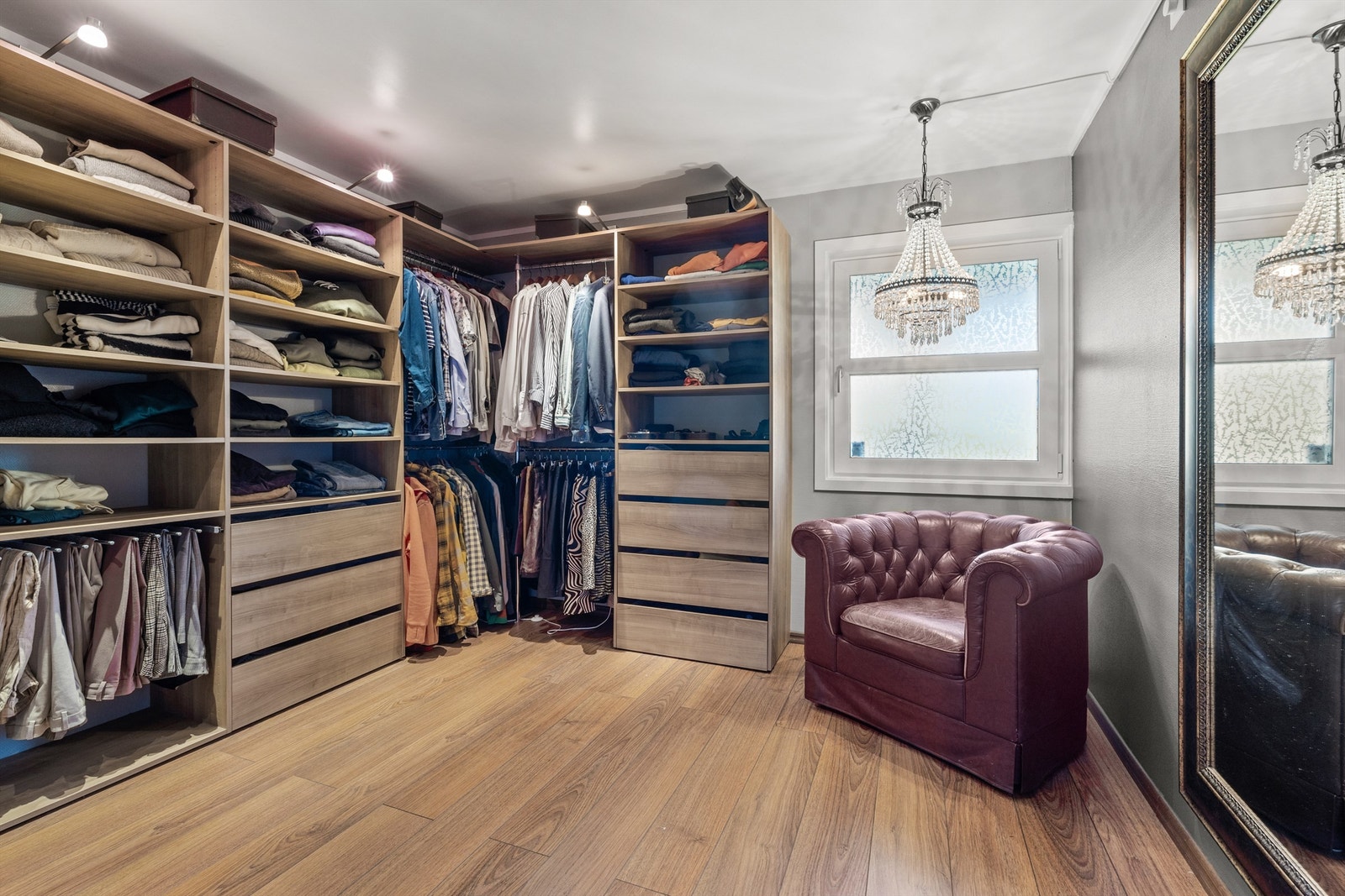 Soverom 2 (benyttes i dag som omkledningsrom) Galleribilde