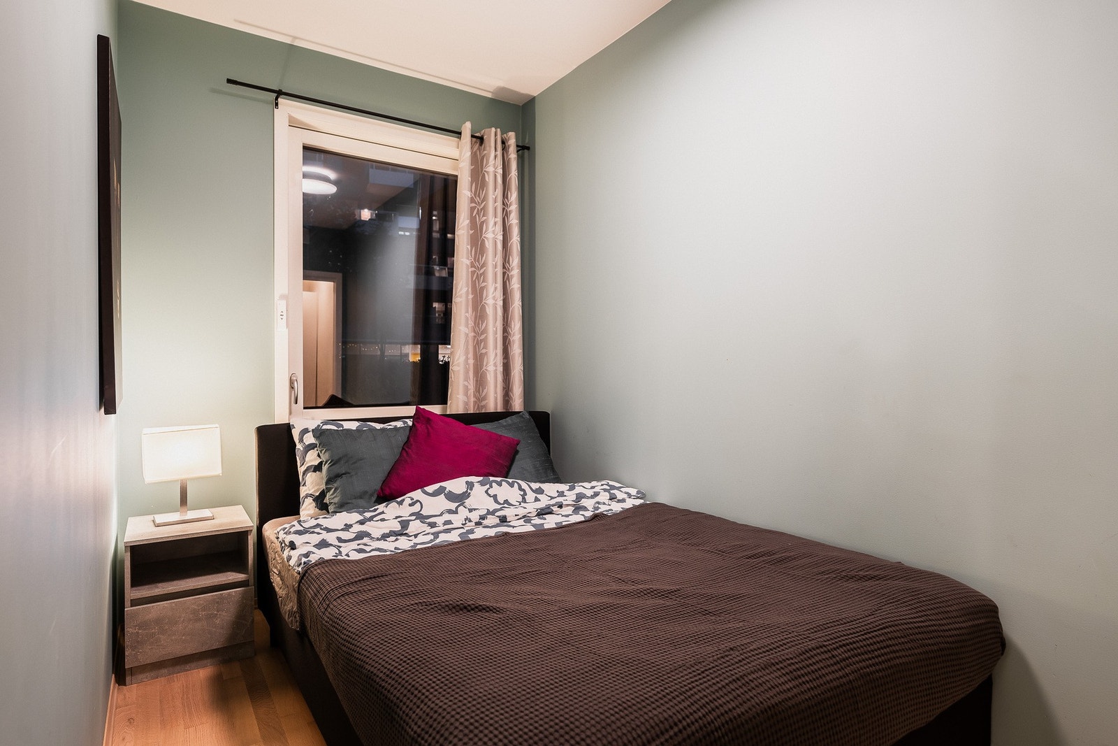 Fargepalett i tråd med leiligheten for øvrig. Galleribilde