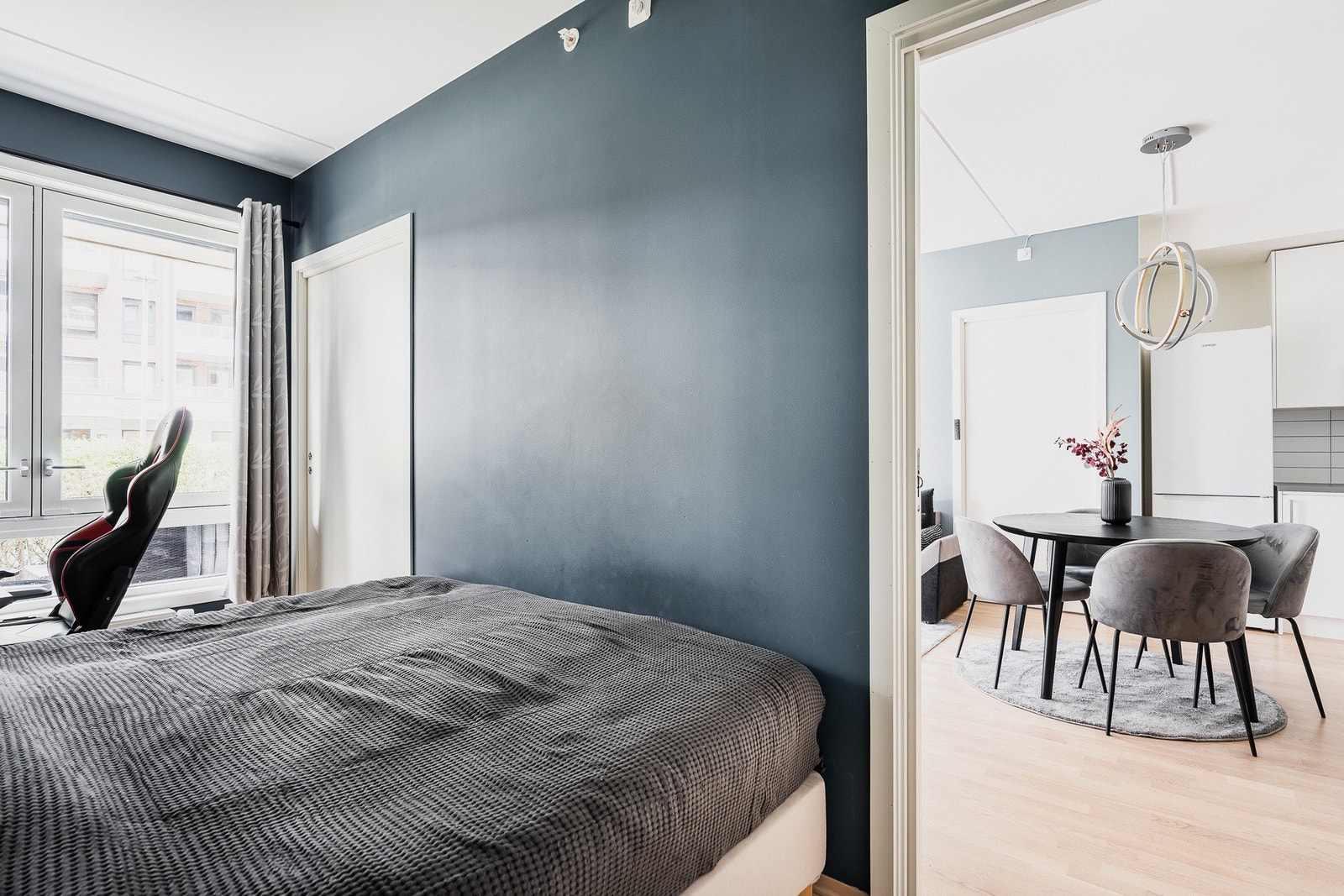 Velvalgte fargetoner. Galleribilde