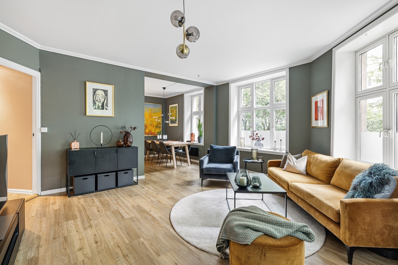 Det er opplegg for peis i stuen Galleribilde