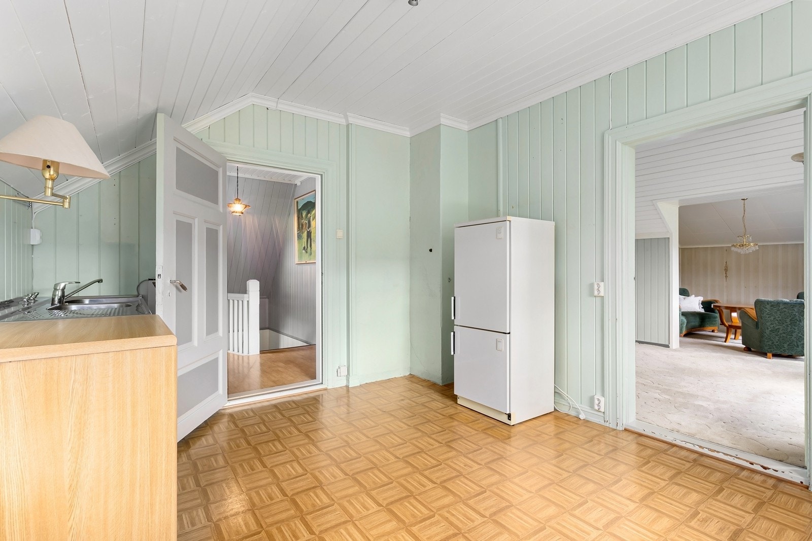 Kjøkkenet har behov for modernisering. Galleribilde