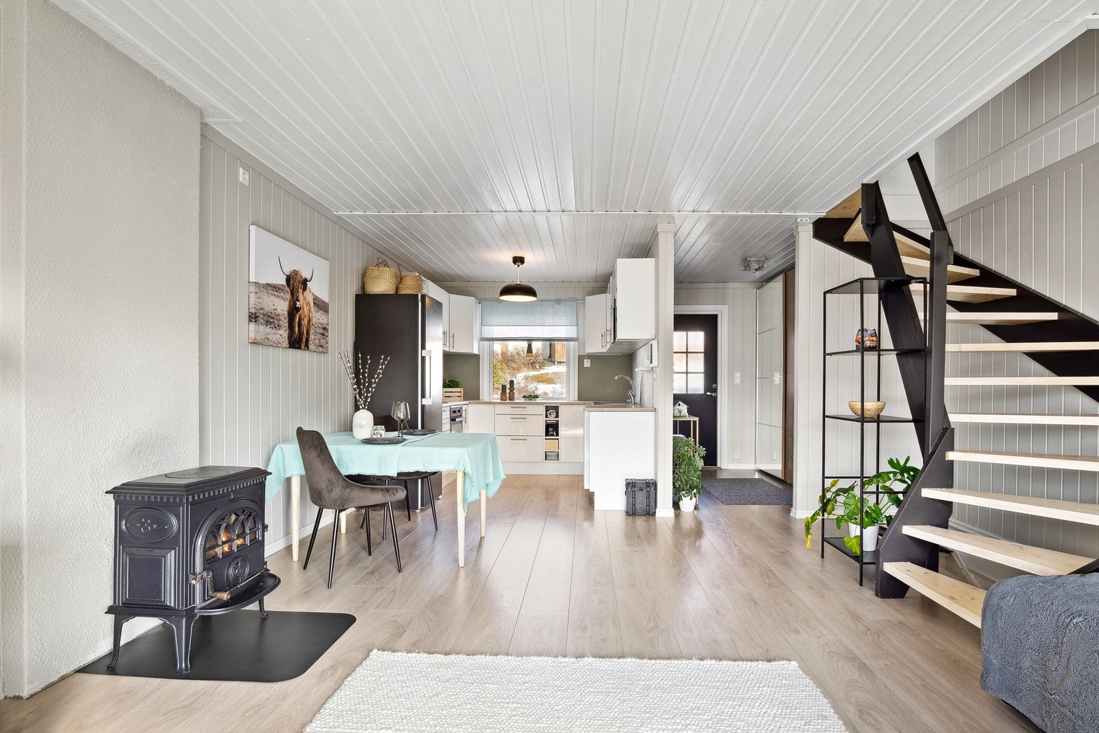 Velkommen til Tråstadvegen 32! Galleribilde