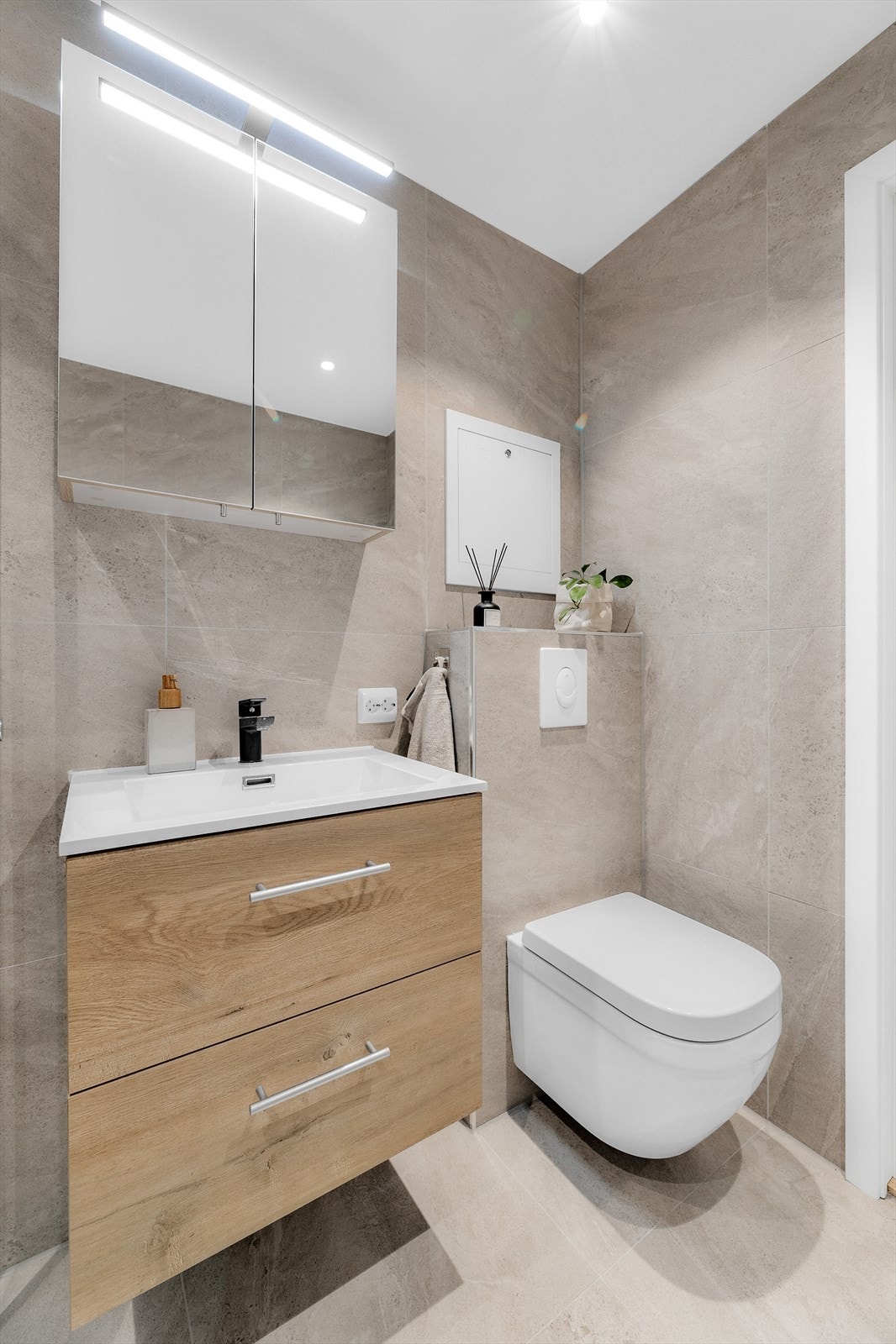 Opplegg til vaskemaskin på badet. Galleribilde