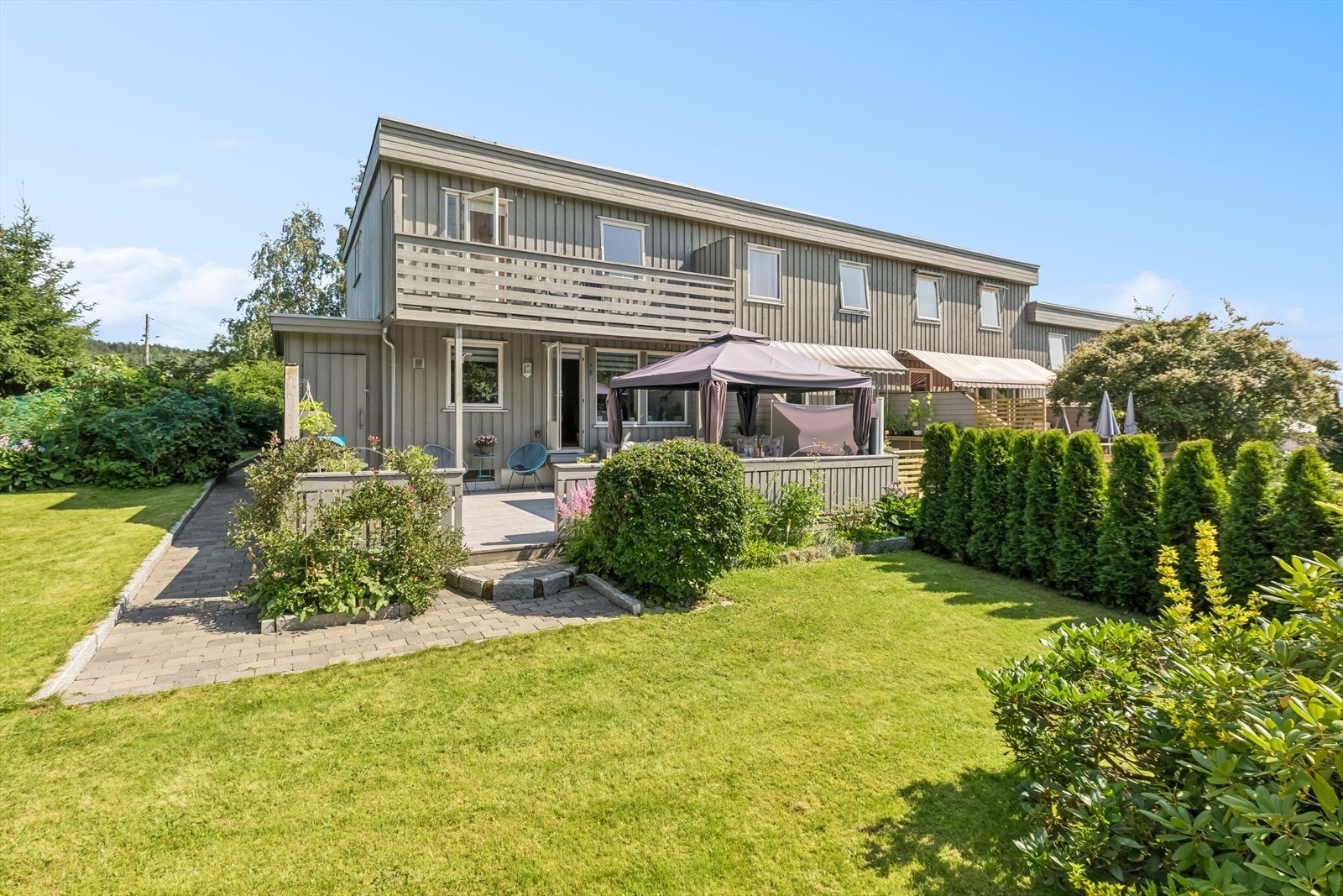 Ronny Varma v/DNB Eiendom presenterer Stovnerfaret 82. Galleribilde