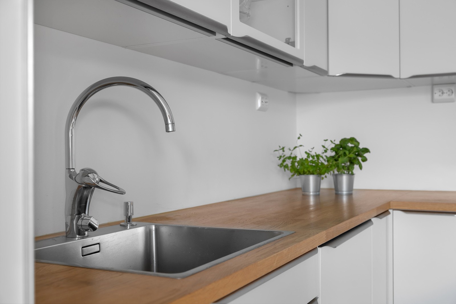 Samtlige hvitevarer er integrerte i innredningen Galleribilde