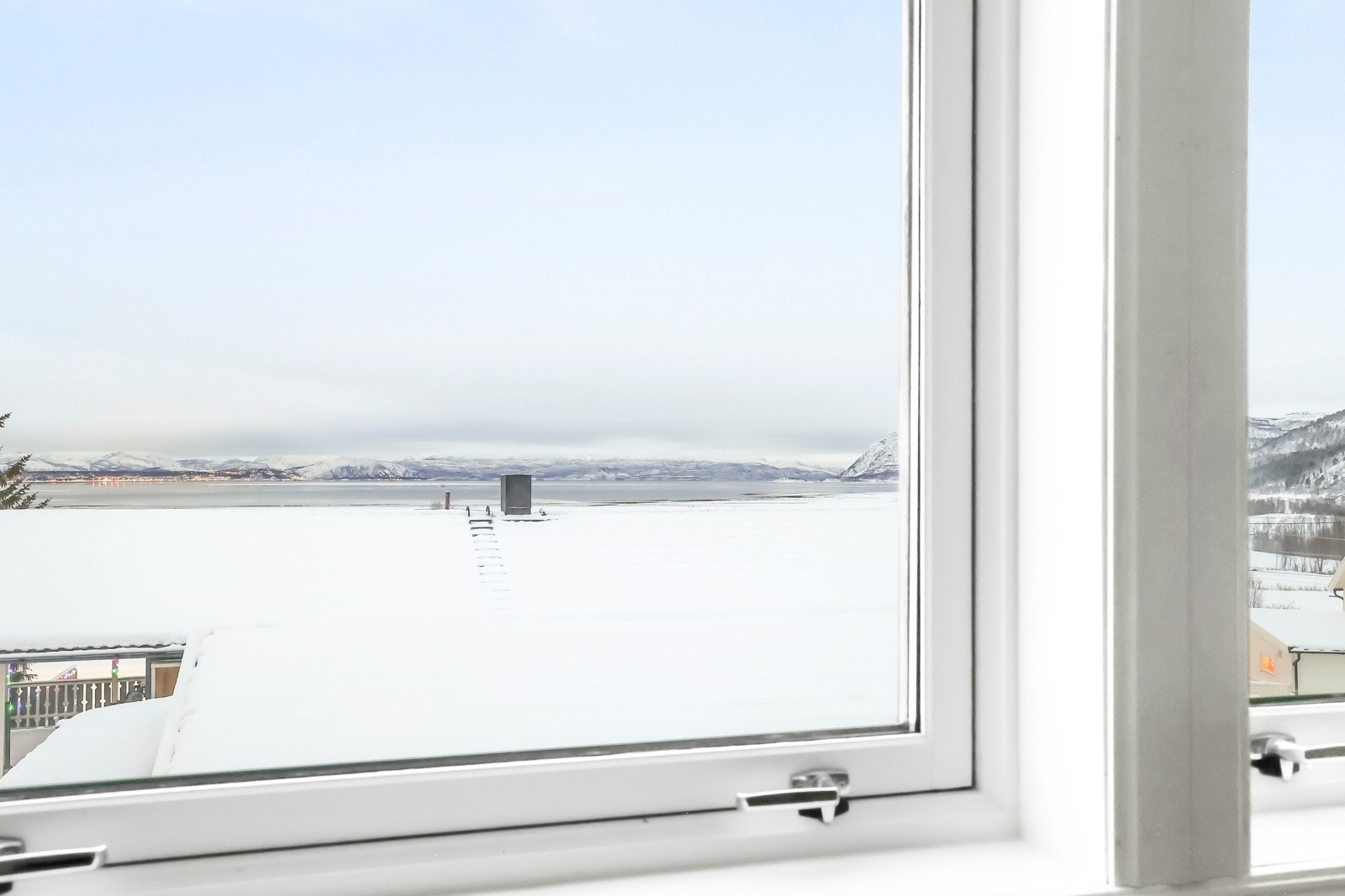 Utsikt fra loftstue Galleribilde