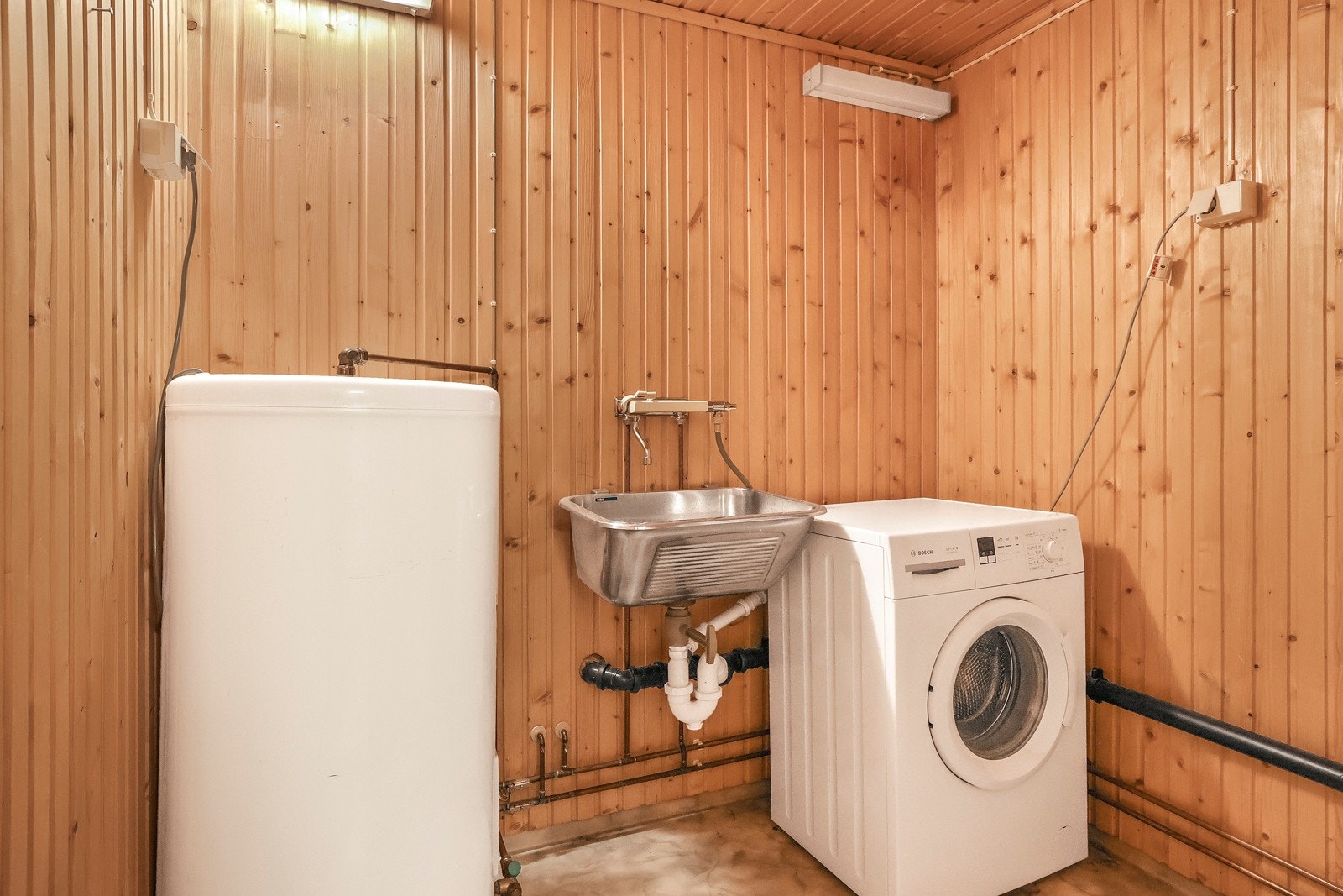 Vaskerom Galleribilde