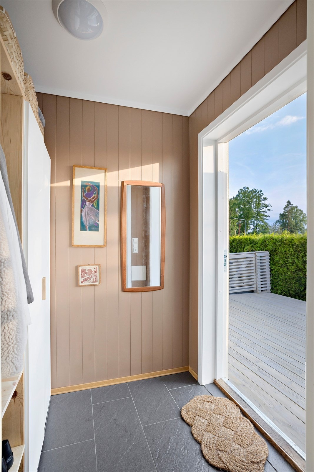 Velkommen inn - varmekabler i entré! Galleribilde