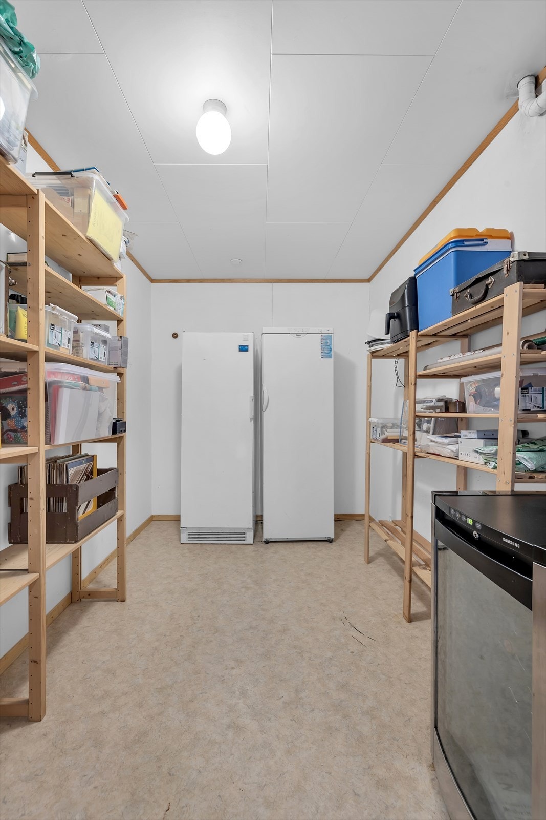 Innvendig bod. Galleribilde