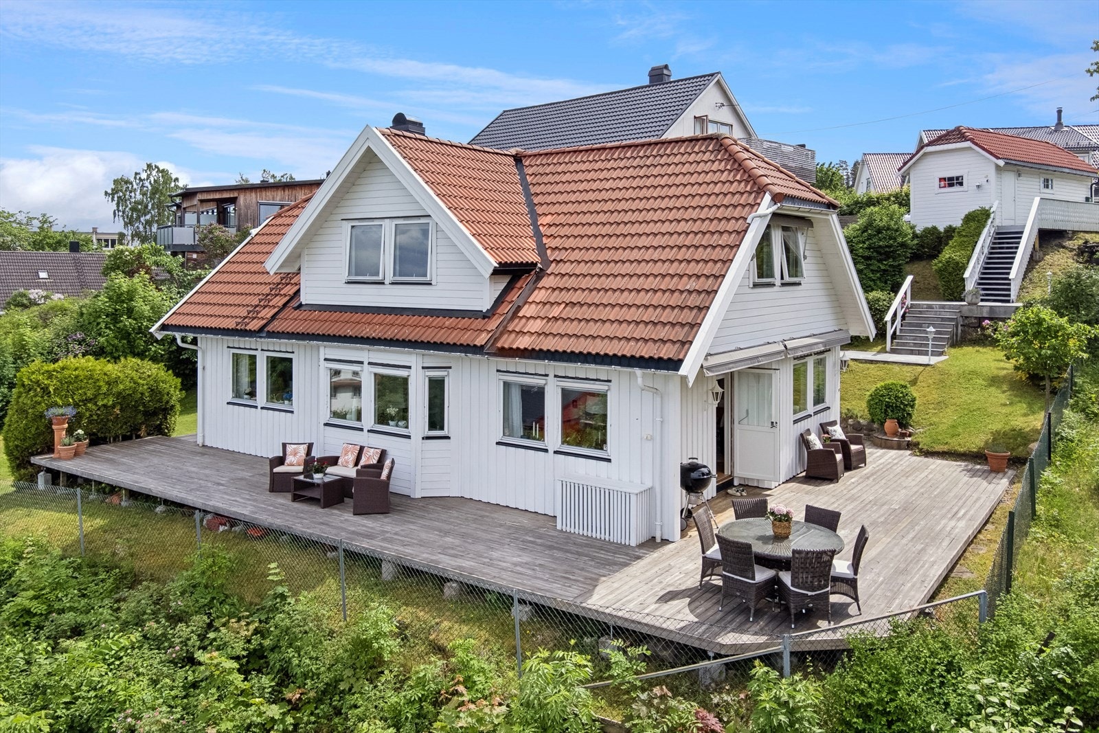 Ta kontakt med Steinar Wefring i DNB Eiendom om du lurer på noe om eiendommen - Tlf. 928 39 452 Galleribilde