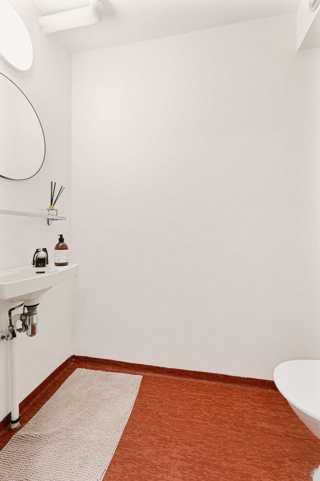 Praktisk med toalett i begge etasjer. Galleribilde