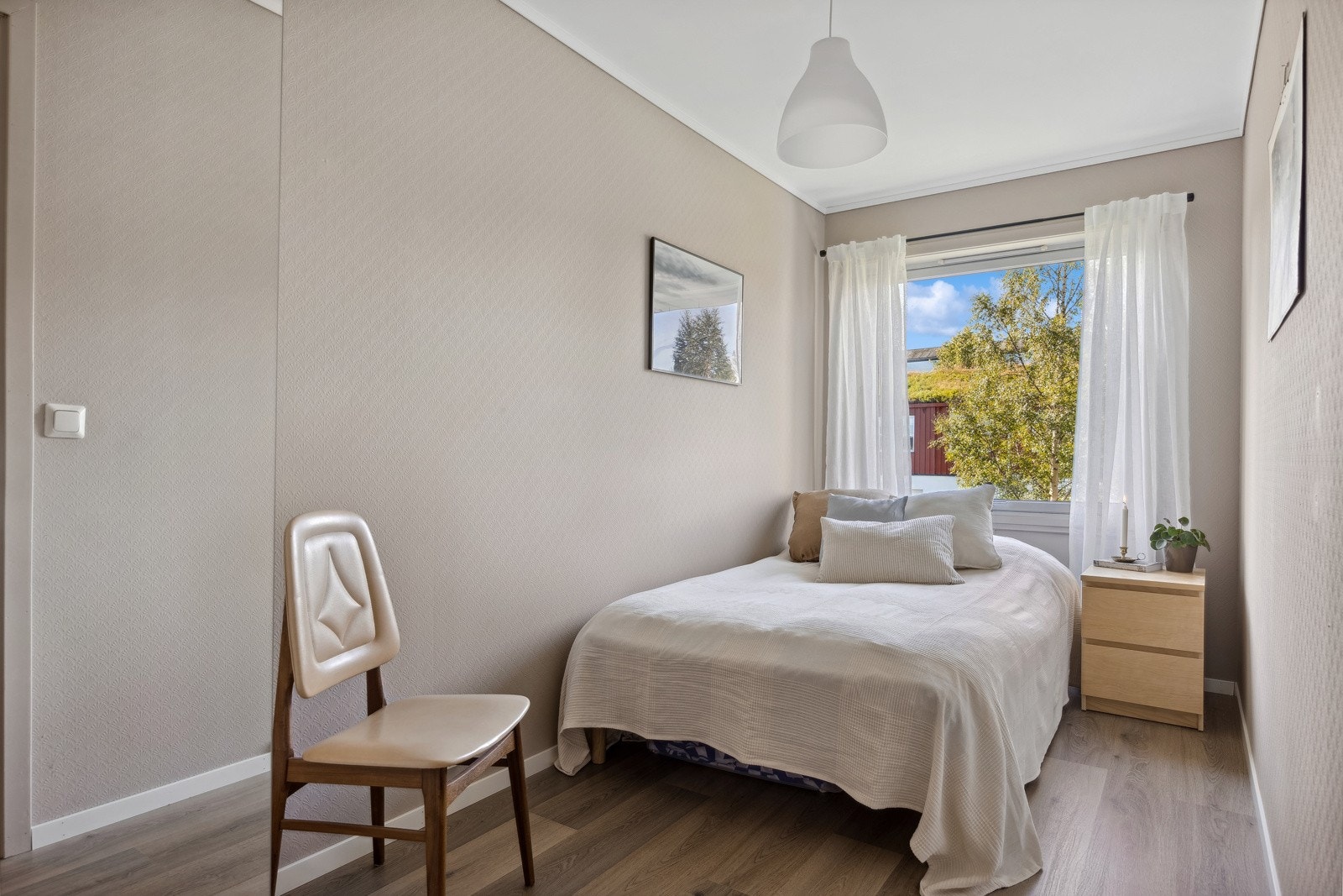 Soverom 2 kan enkelt innredes etter ønske og behov. Galleribilde