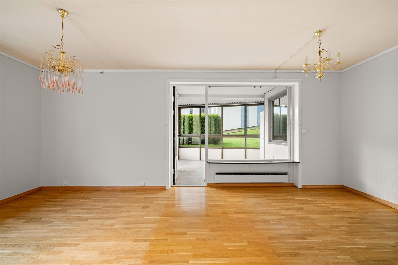 Stuen er romslig og er målt til 22.9m². Galleribilde