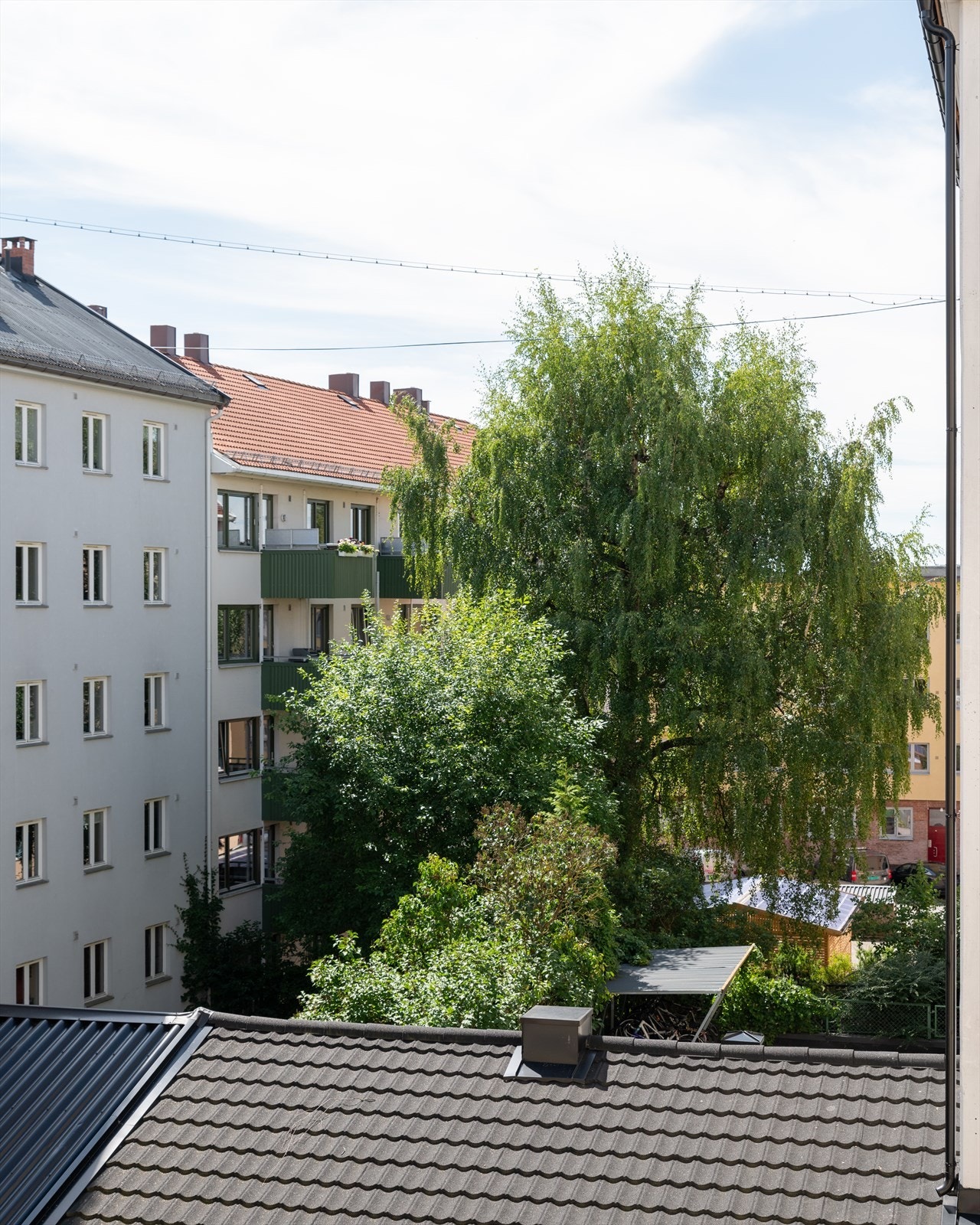 Her er det lave felleskostnader på 2.646,- pr mnd. som inkluderer varmtvann og internett Galleribilde