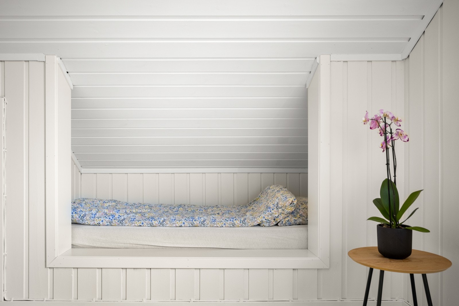 Med en innebygd seng får du optimal utnyttelse av plassen, samtidig som rommet får en koselig atmosfære Galleribilde