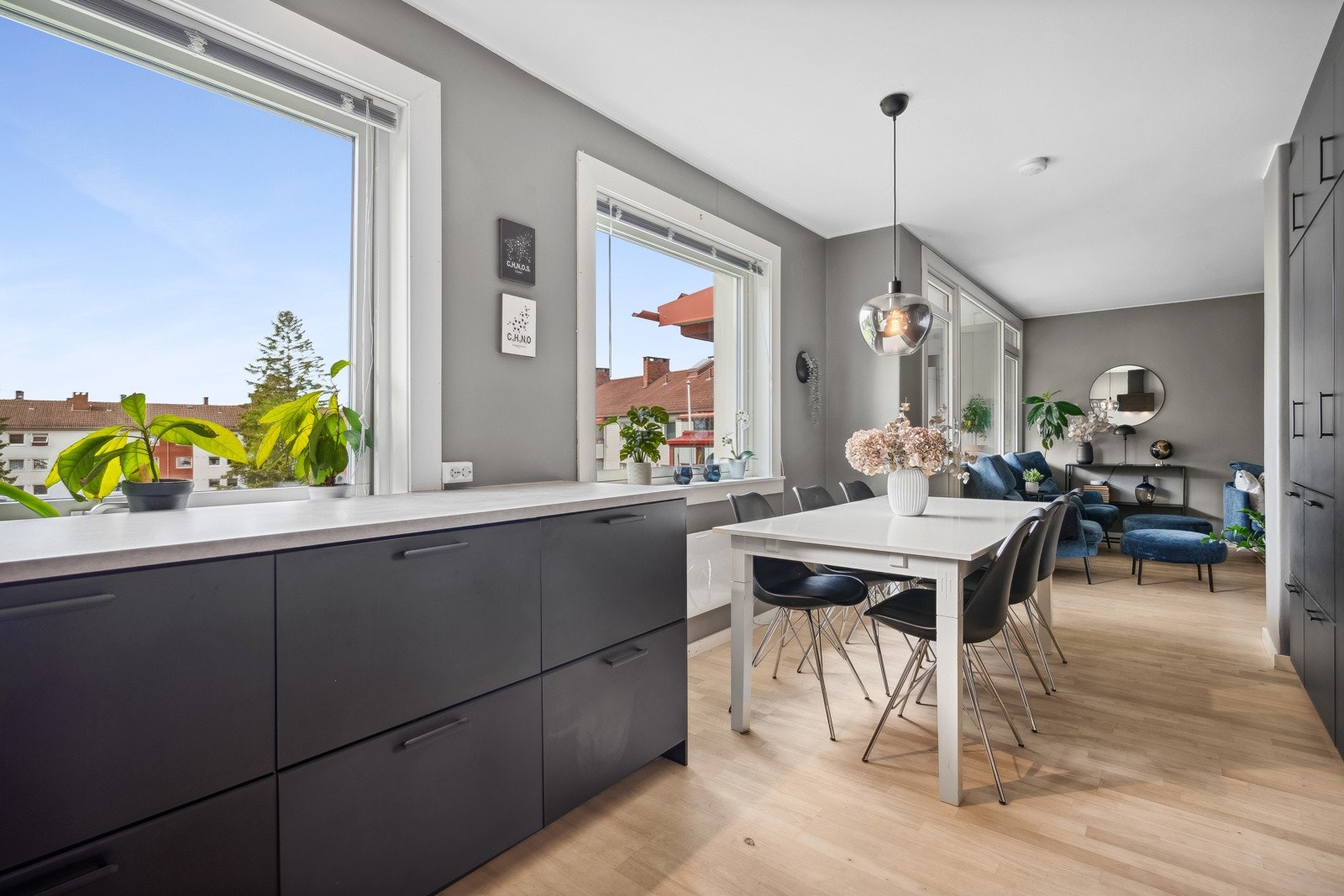 Velkommen til hyggelig visning i Solbergliveien 119! Galleribilde