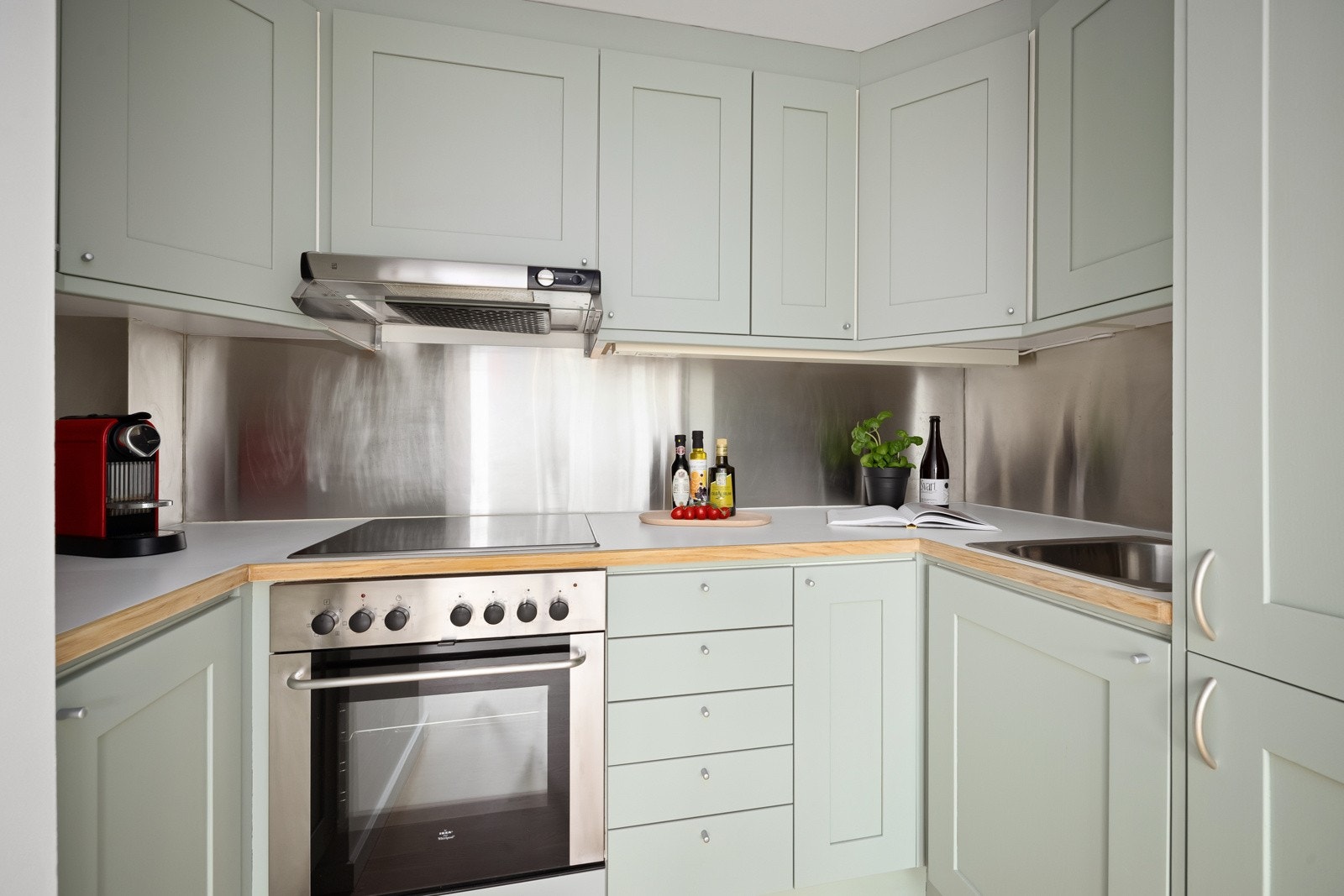 Samtlige hvitevarer på kjøkkenet medfølger Galleribilde