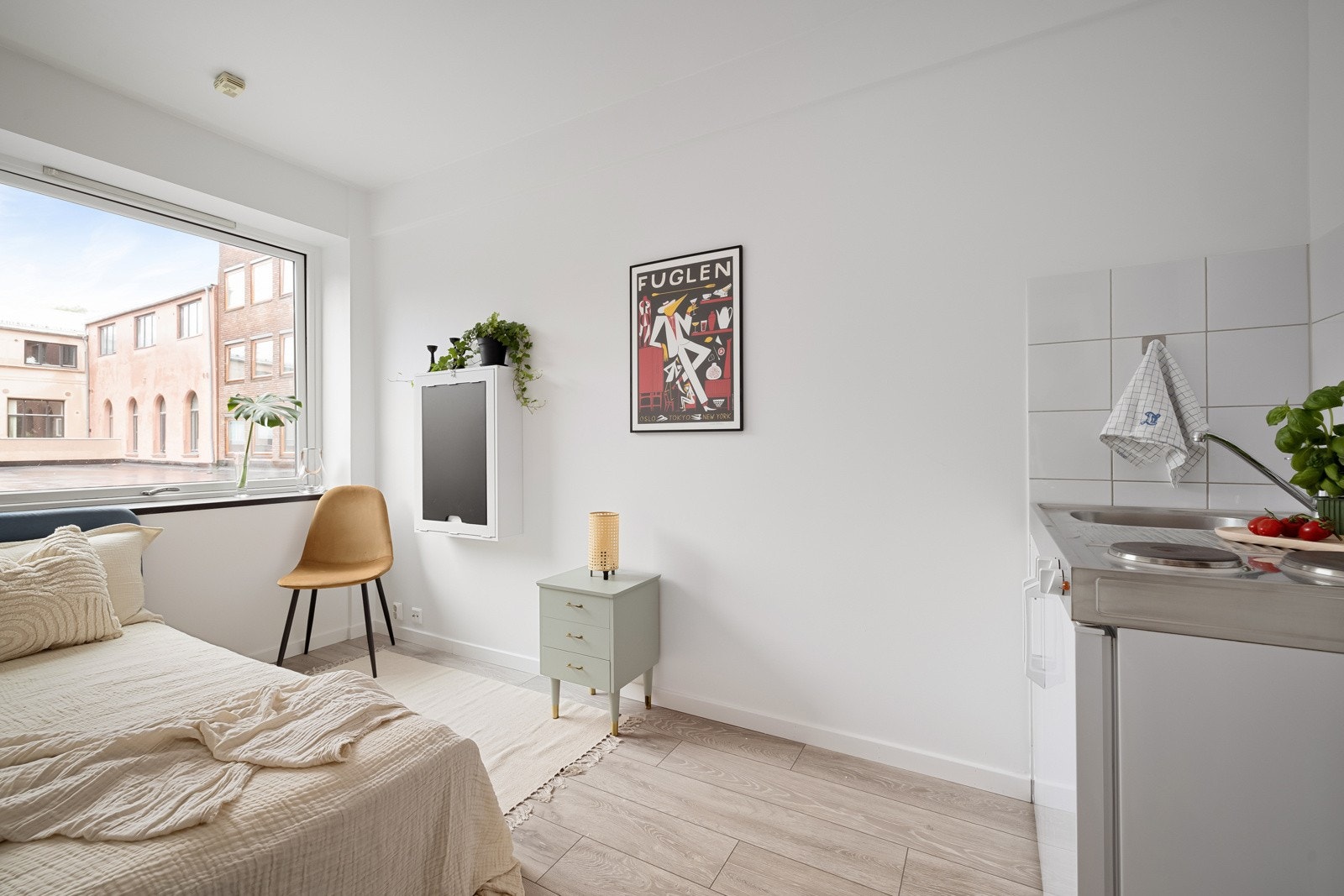 Rommet består av hybelkjøkken, og kan innredes som ønskelig Galleribilde