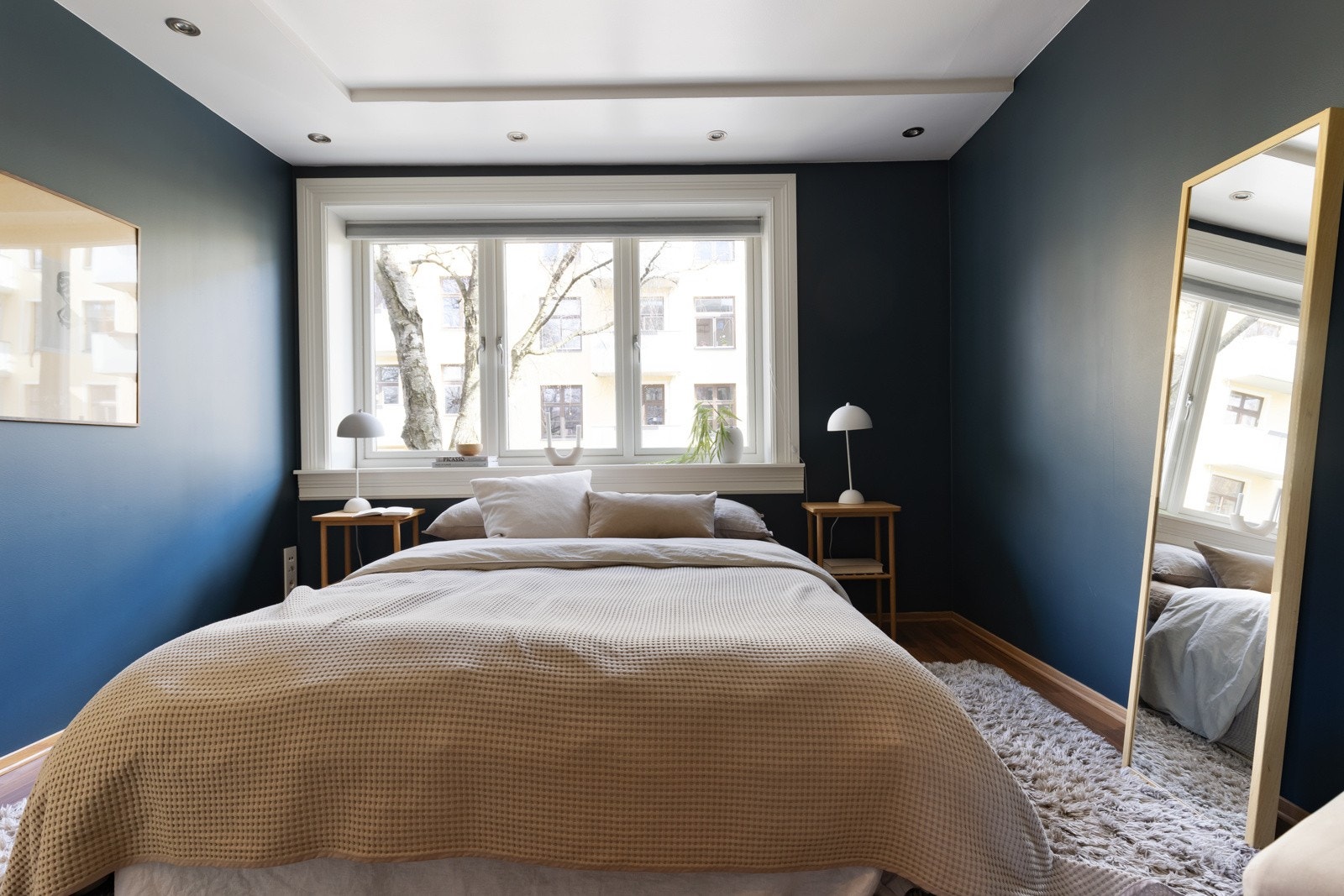 De to soverommene har plass til seng, nattbord eller annen ønsket møblering. Galleribilde