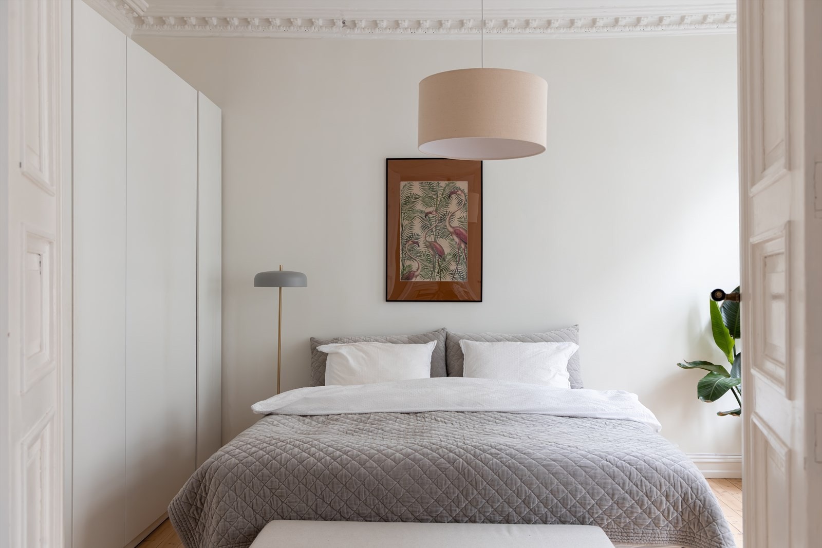 Meget god oppvevaringsplass i medfølgende gardrobeløsning Galleribilde