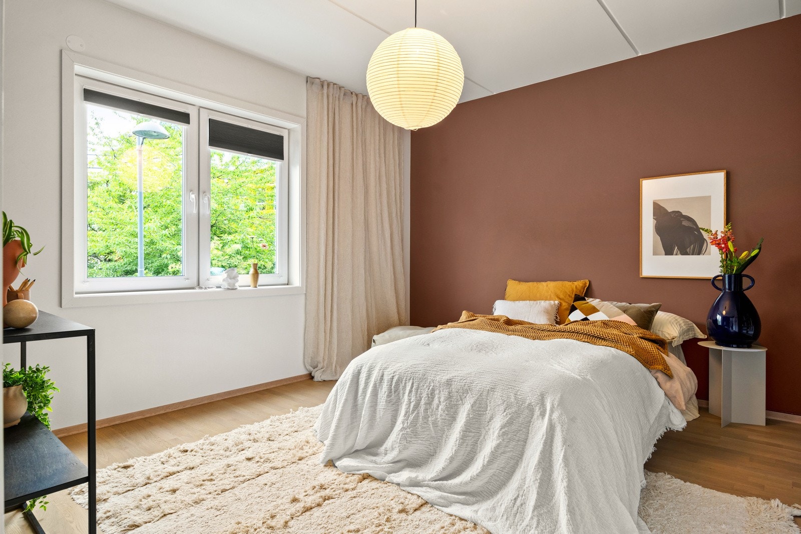 Dette er også et fint og praktisk soverom med plass til både seng, pult eller kommode. Galleribilde