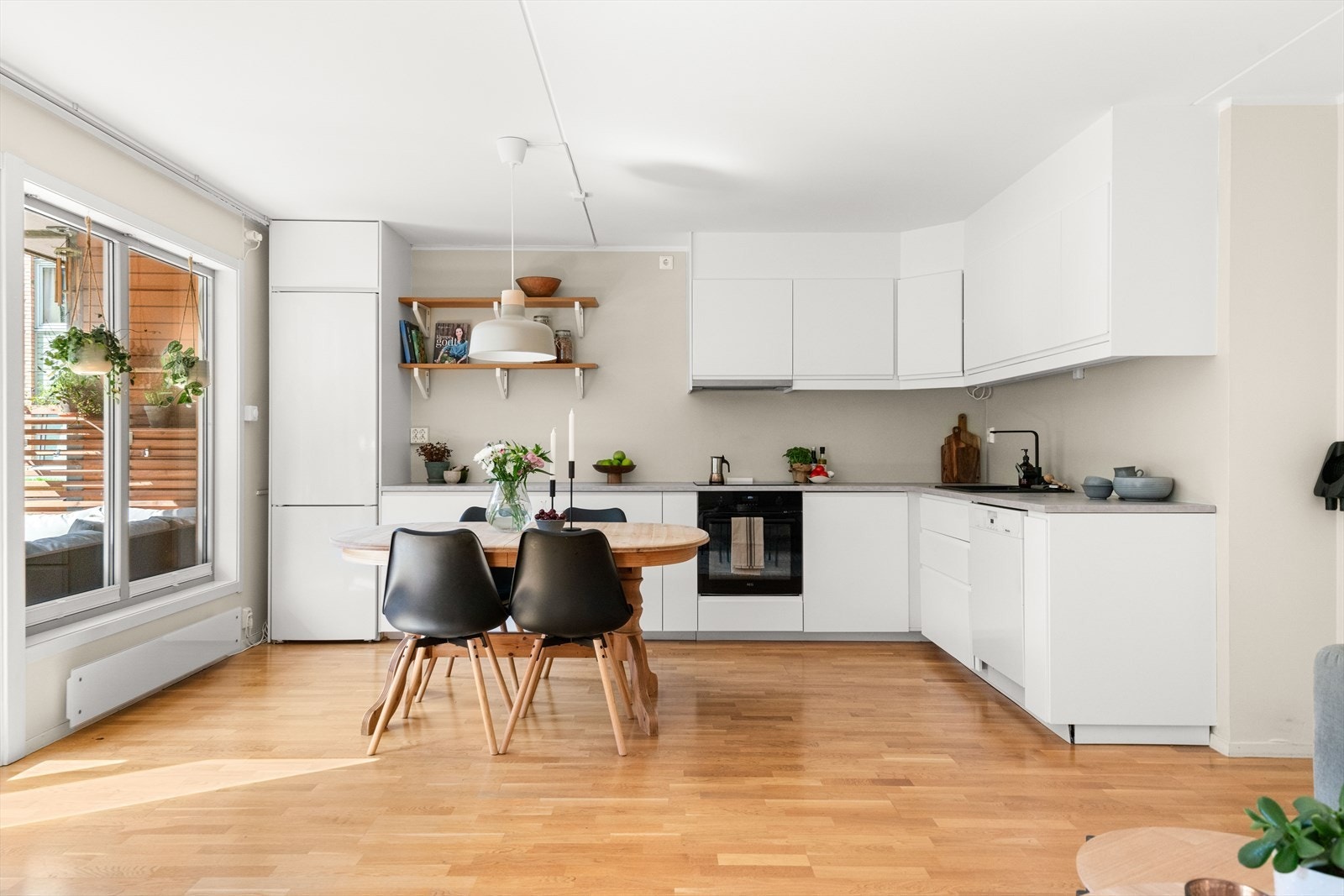 Leiligheten byr på meget god planløsning med smart arealutnyttelse. Galleribilde