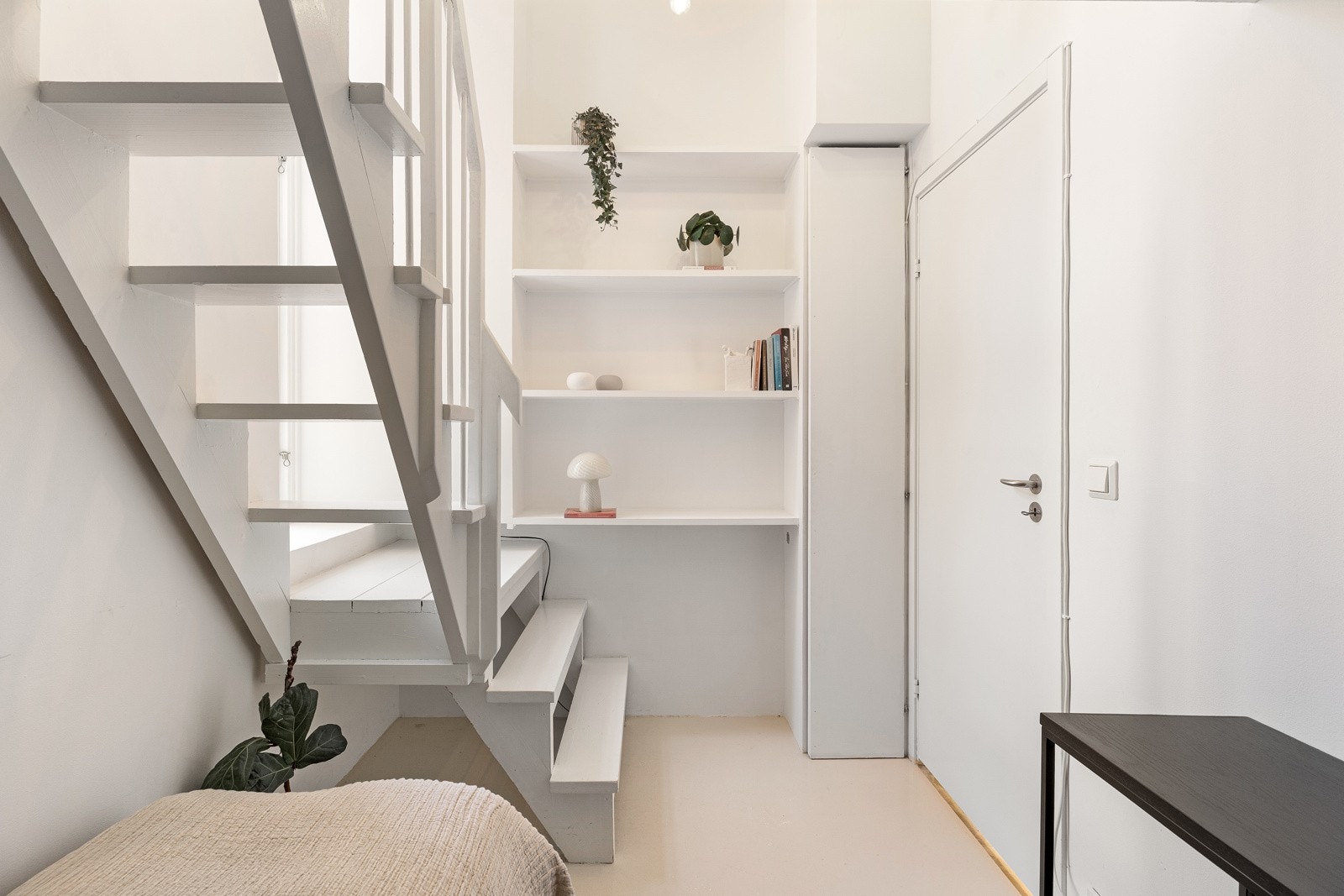 Trapp opp til hems/mesanin Galleribilde