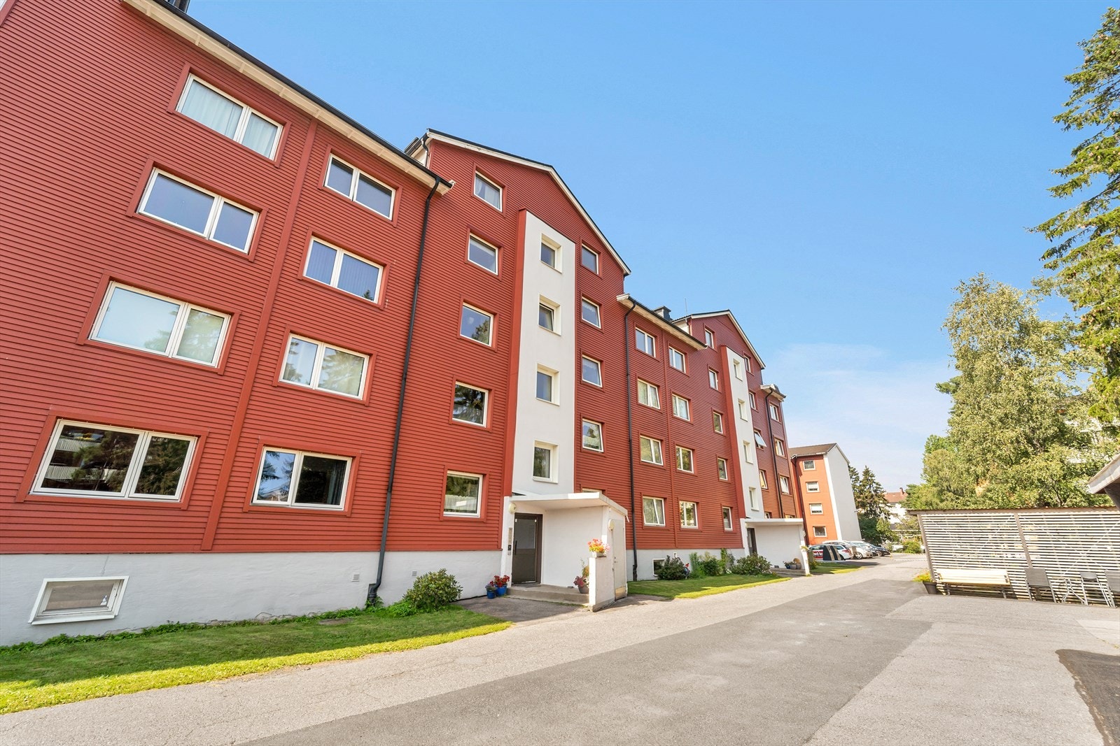 Inngangsparti Oppsalstubben 2 Galleribilde