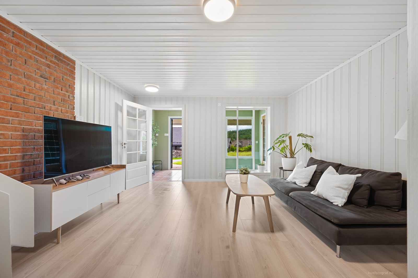 Tv/stue-gang med sofaområde Galleribilde