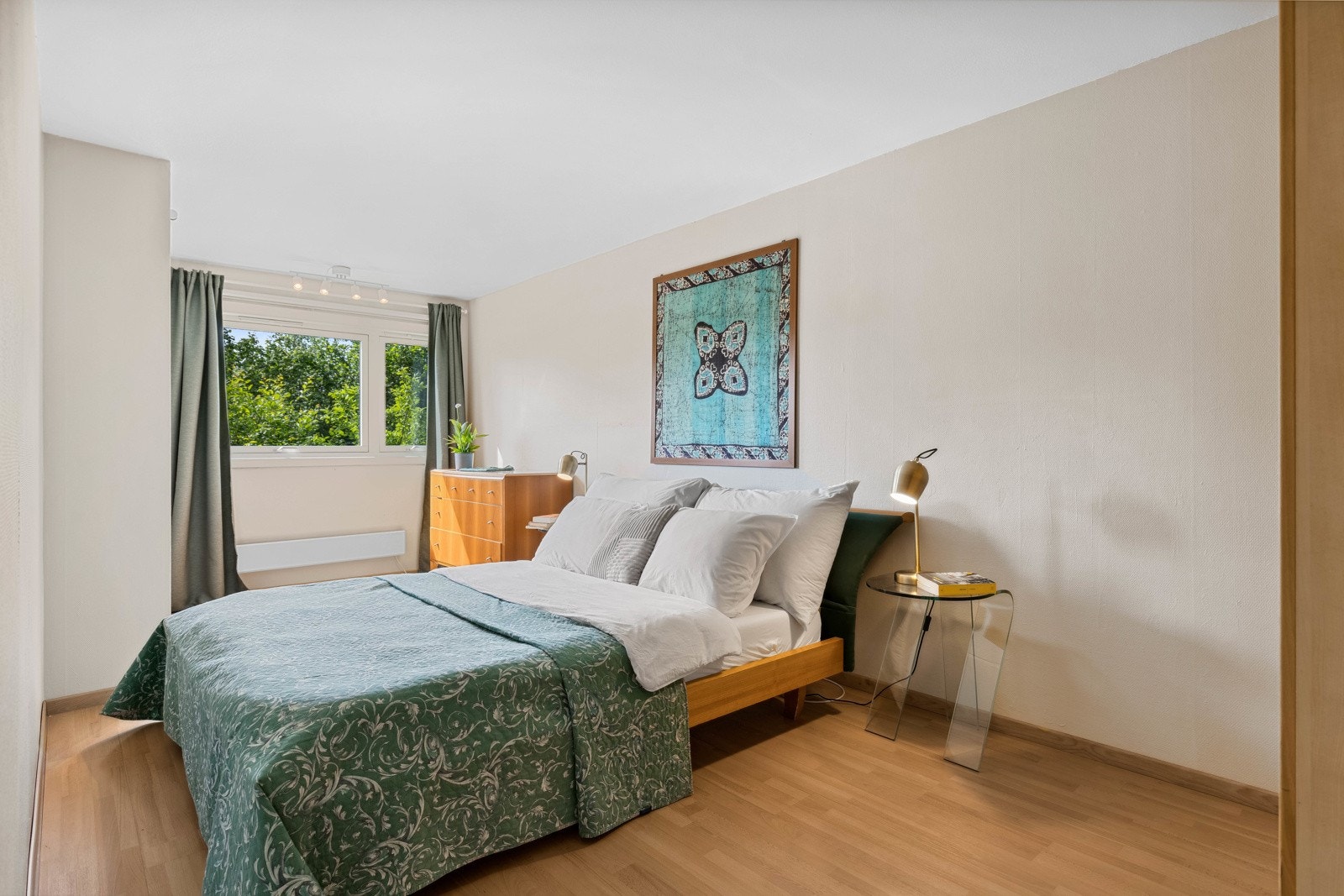 Det er 3 soverom i underetasje Galleribilde