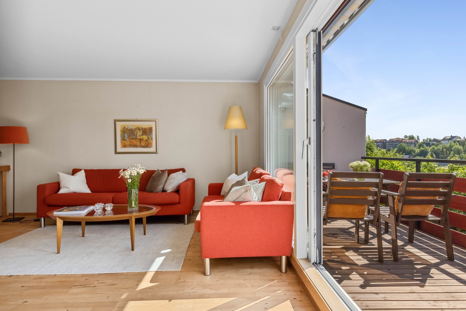 Nye vinduer, skyvedør og utgangsdør i 2016 Galleribilde