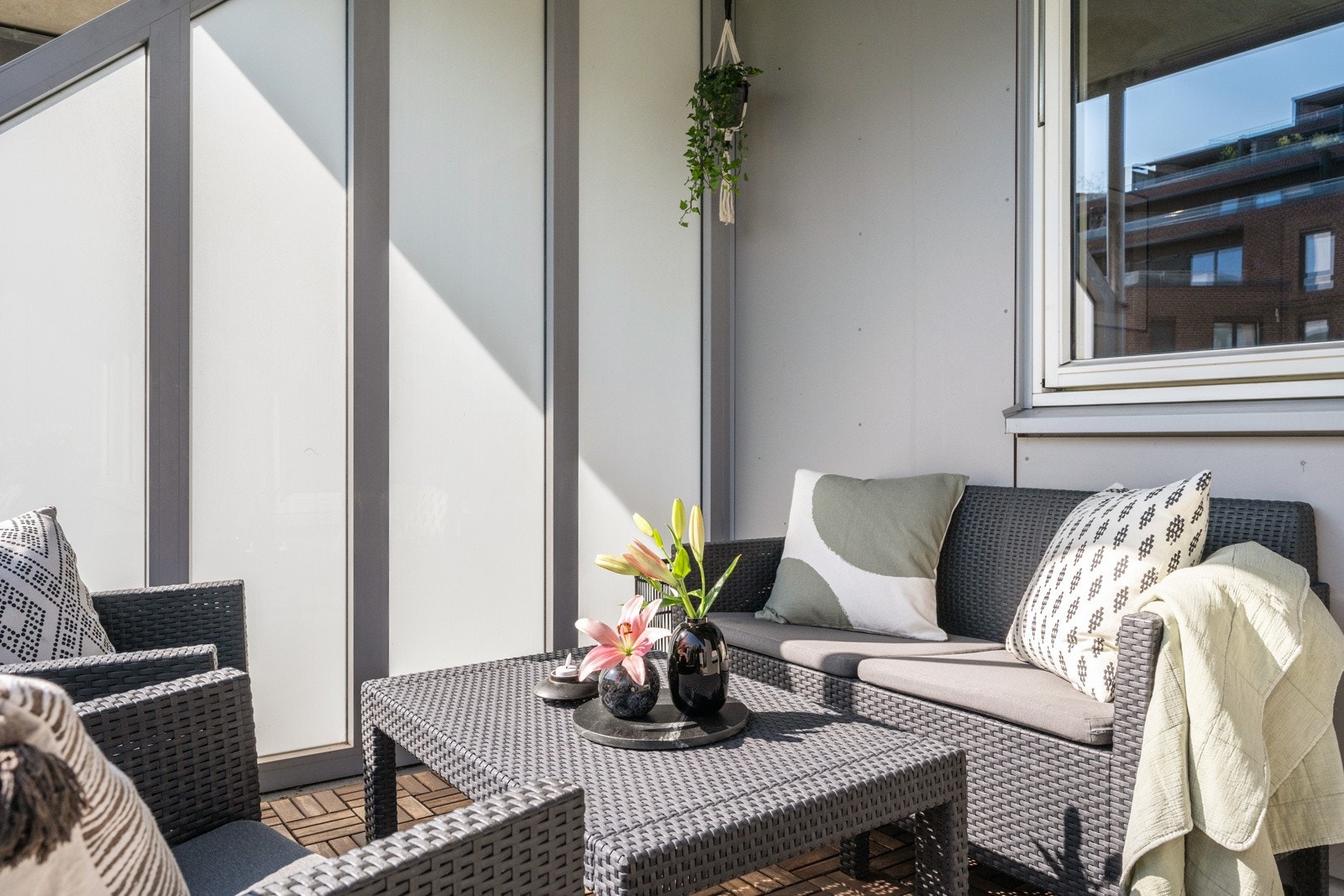 God plass for sittegrupper og evt. grill. Galleribilde