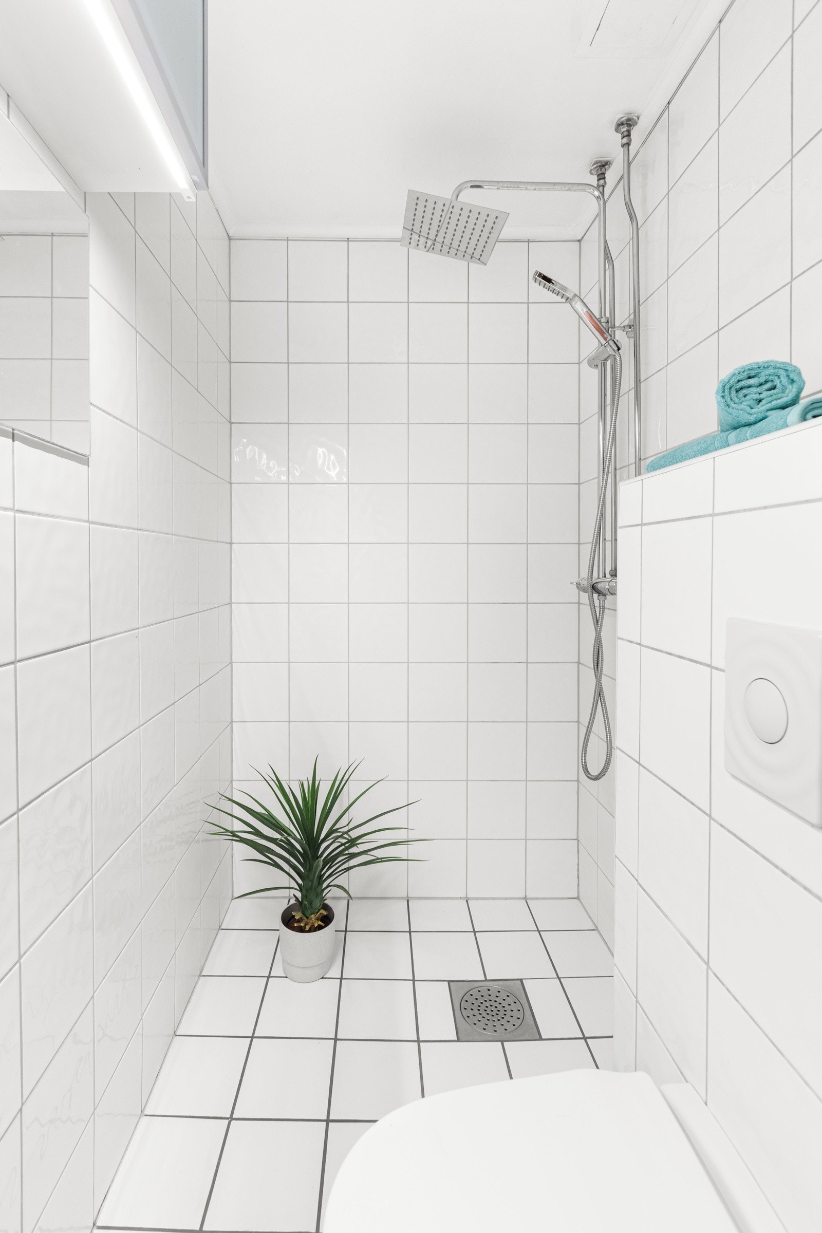 Det er opplyst at badet er pusset opp i regi av Borettslaget i 2005. Galleribilde